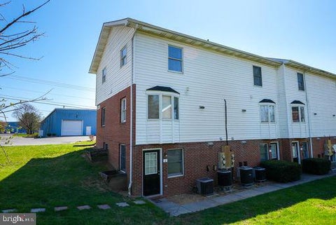 Townhouse For Rent - 3103 Shawnee Drive #3<br/> Winchester City County, WINCHESTER, VA 22601