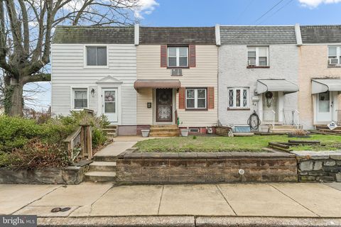 Townhouse For Sale - 96 E Berkley Avenue<br/> CLIFTON HEIGHTS, PA 19018