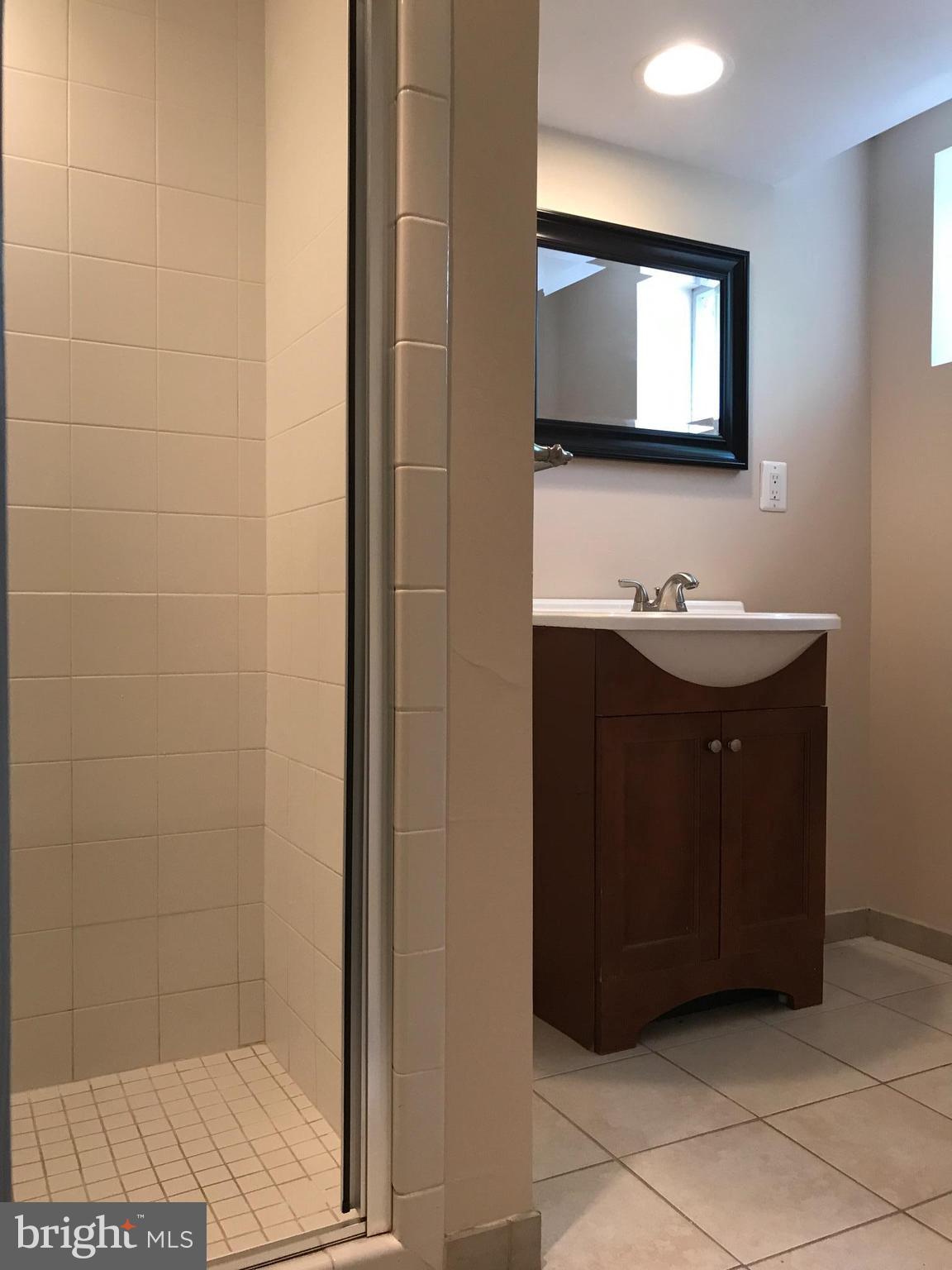 WEAVERS KNOLL - Residential