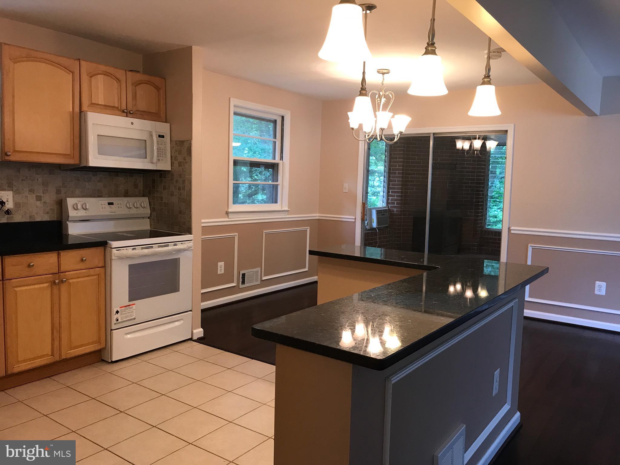 WEAVERS KNOLL - Residential