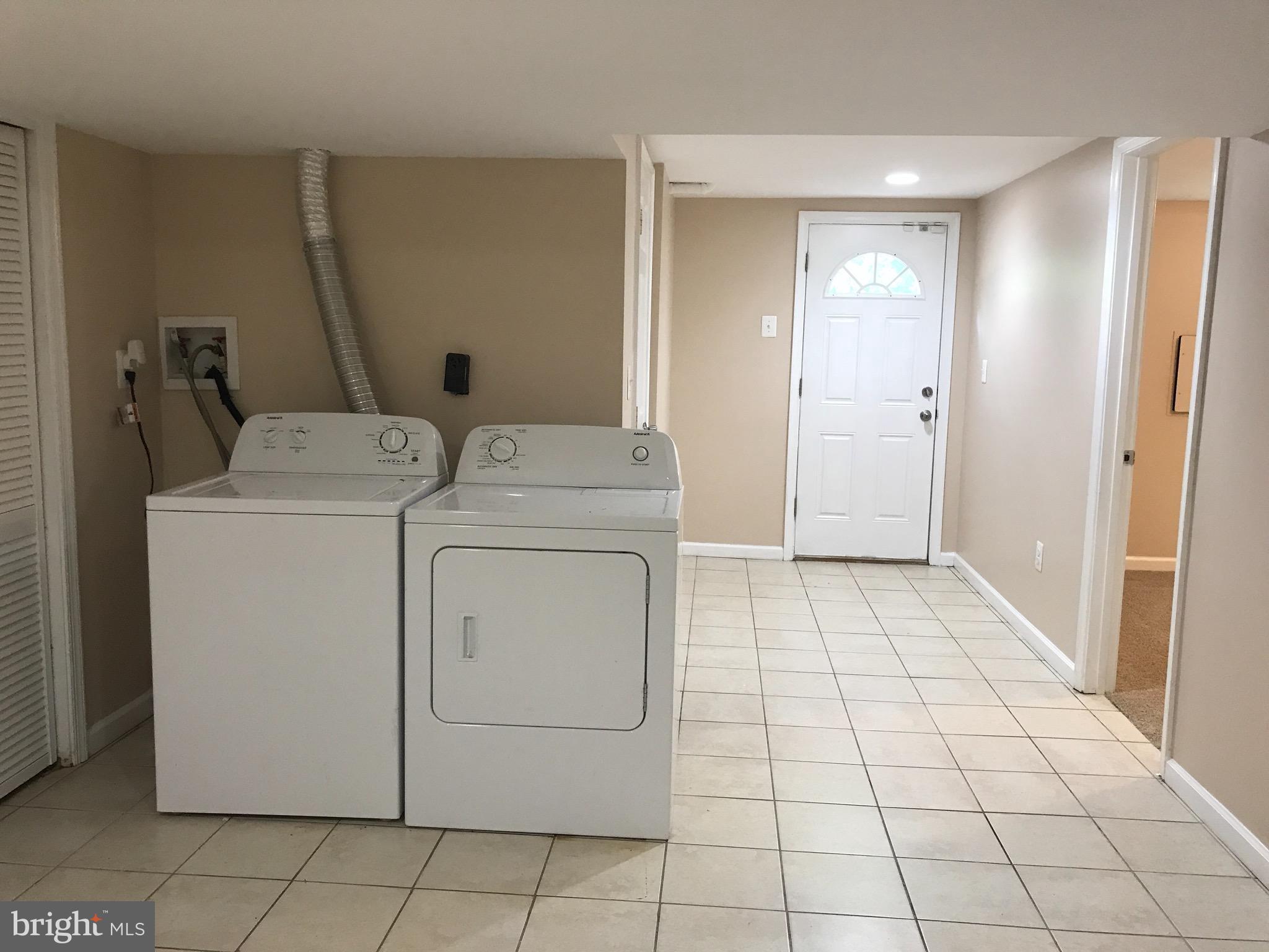 WEAVERS KNOLL - Residential