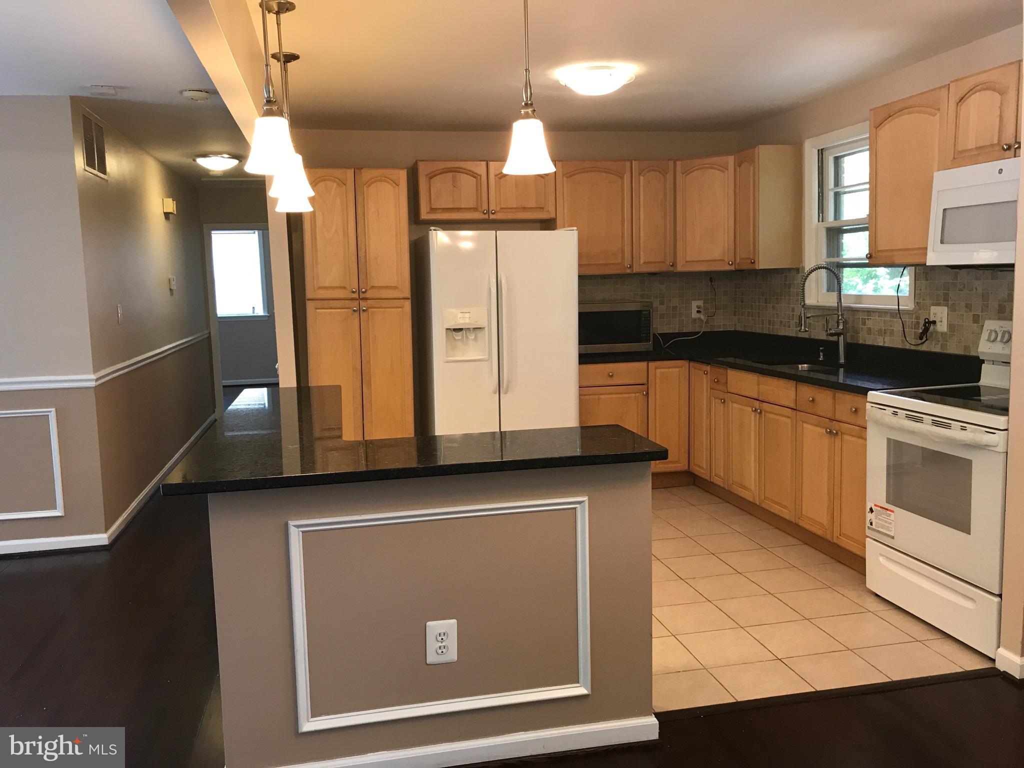 WEAVERS KNOLL - Residential