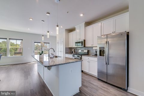 5851 PECKING STONE STREET NEW MARKET MD 21774