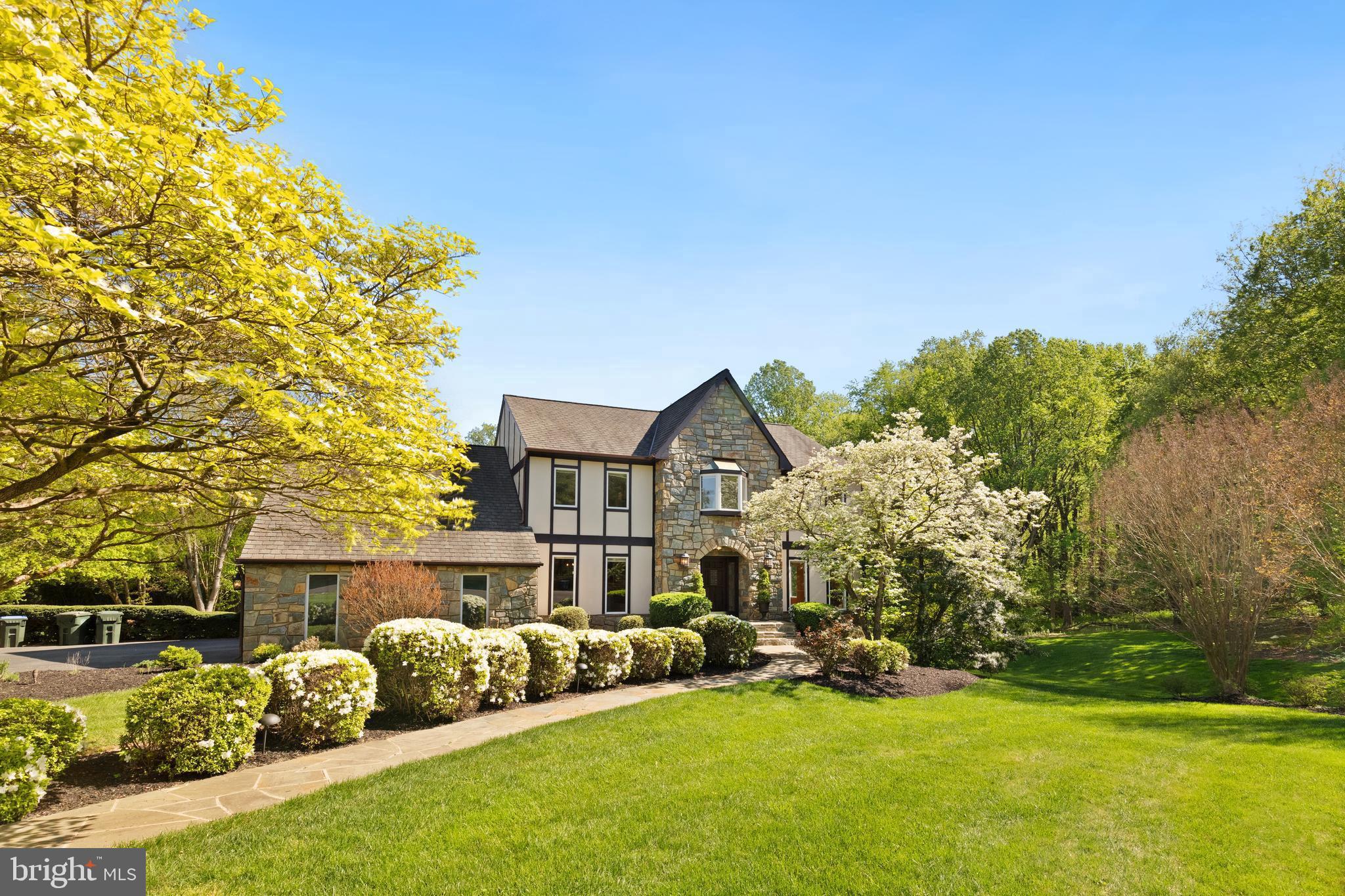 LAKE WINDERMERE - Residential