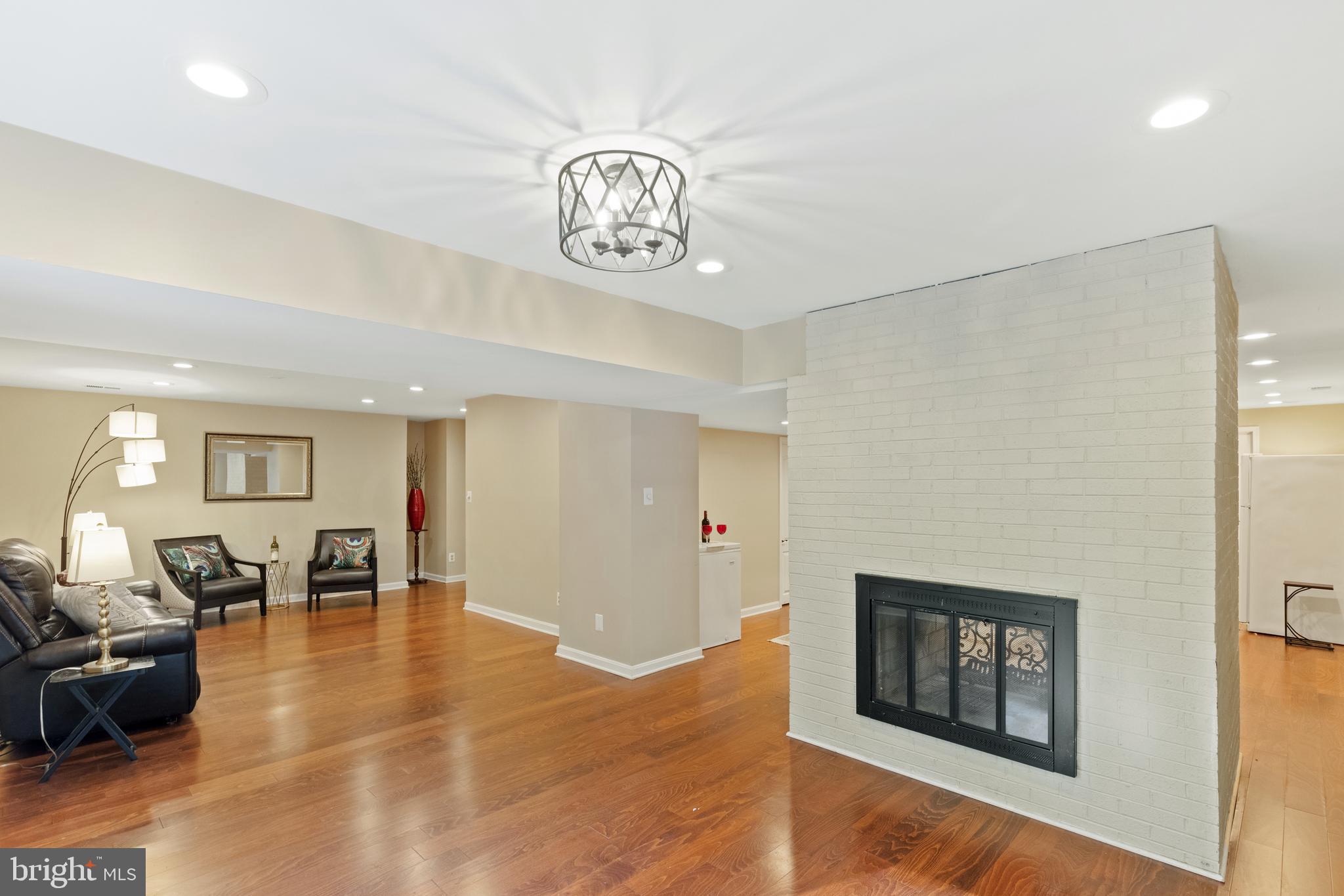 LAKE WINDERMERE - Residential