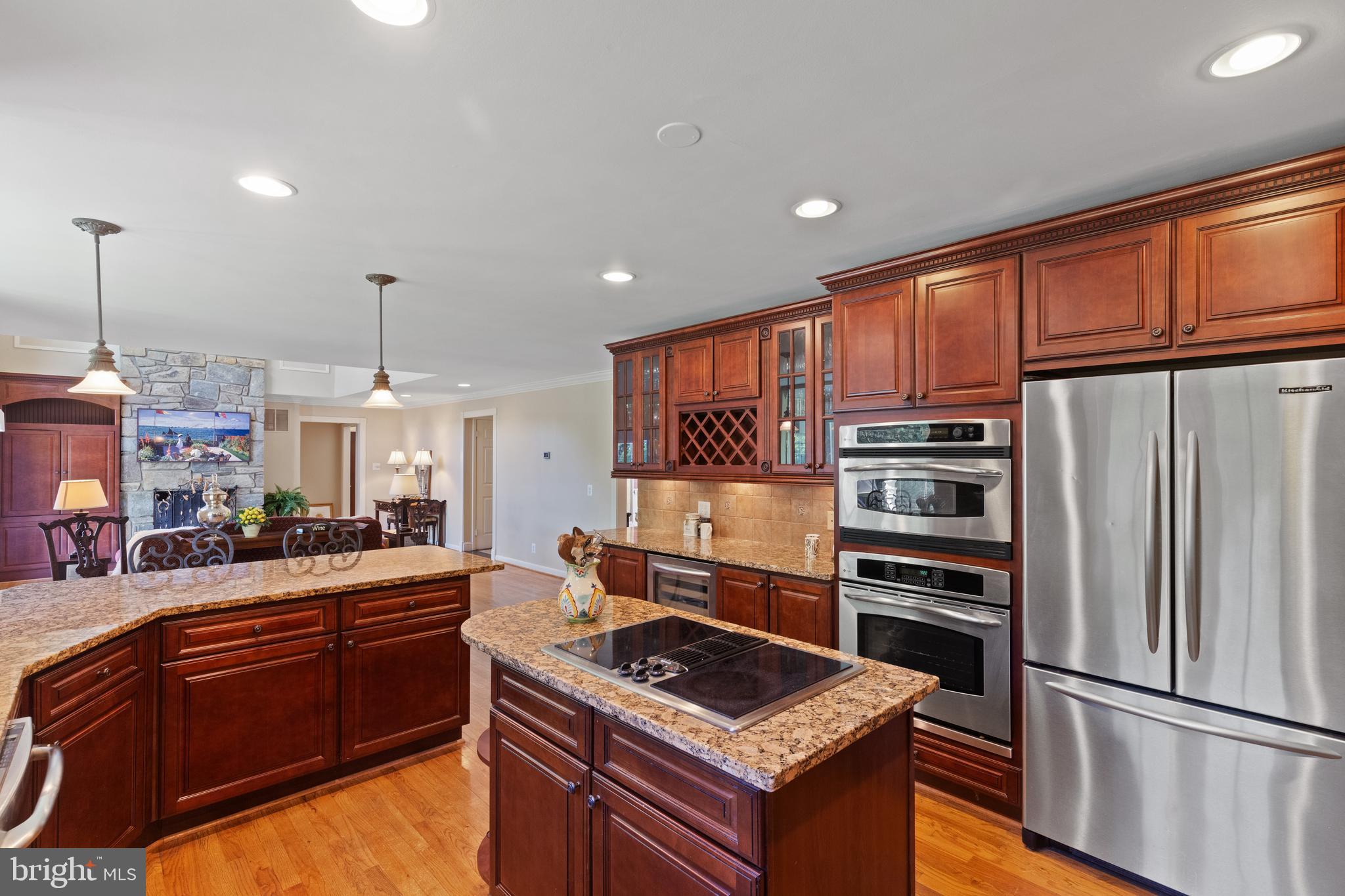 LAKE WINDERMERE - Residential