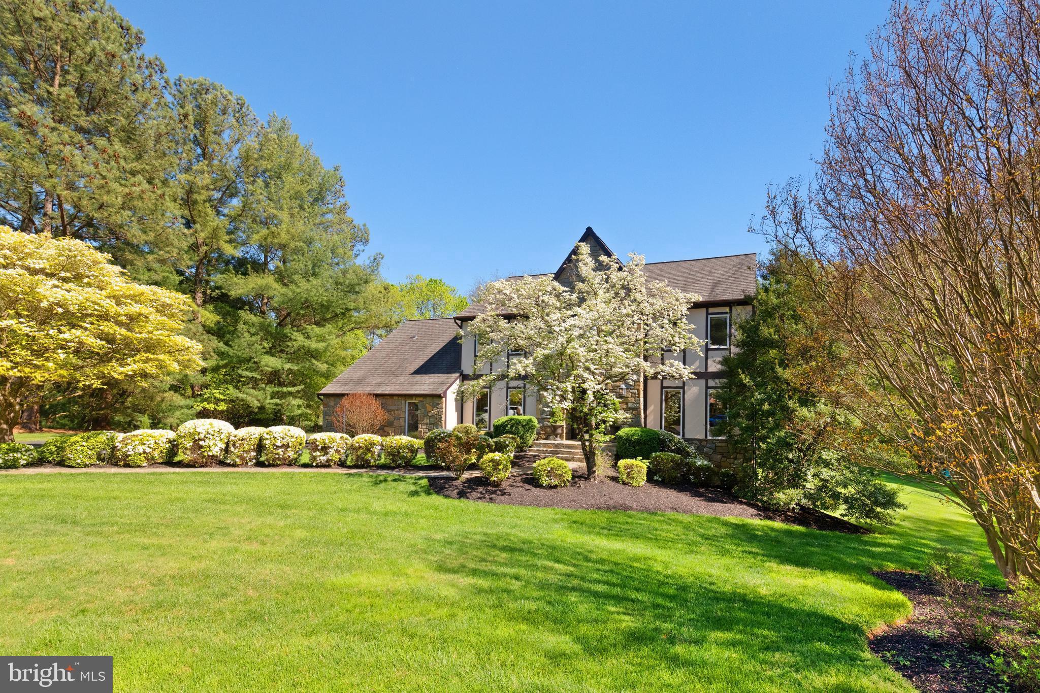 LAKE WINDERMERE - Residential