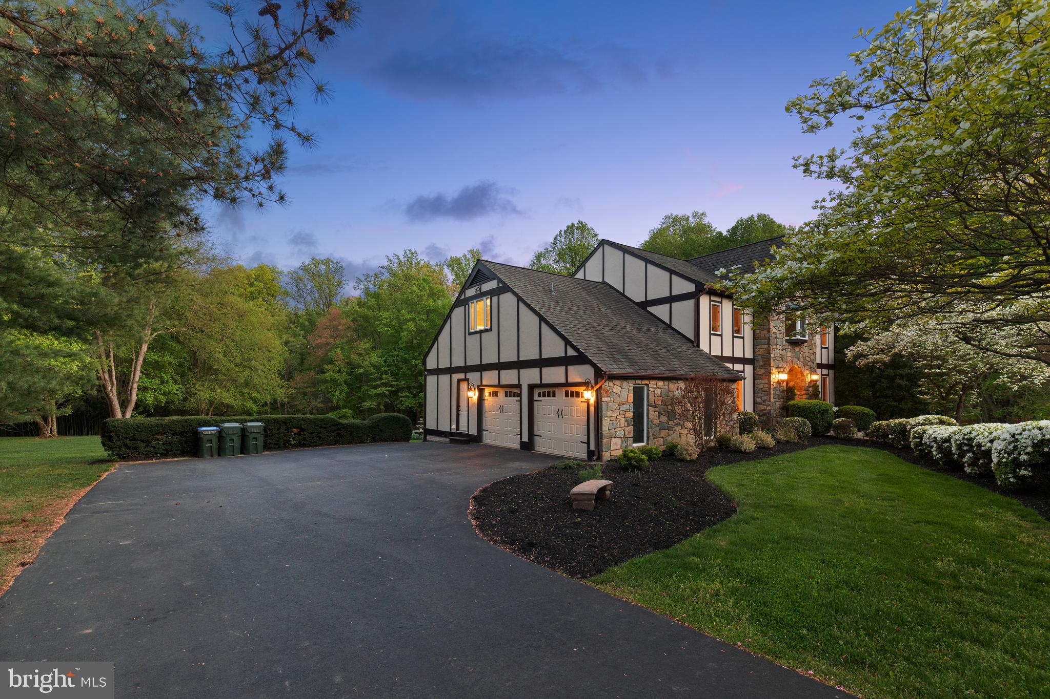 LAKE WINDERMERE - Residential