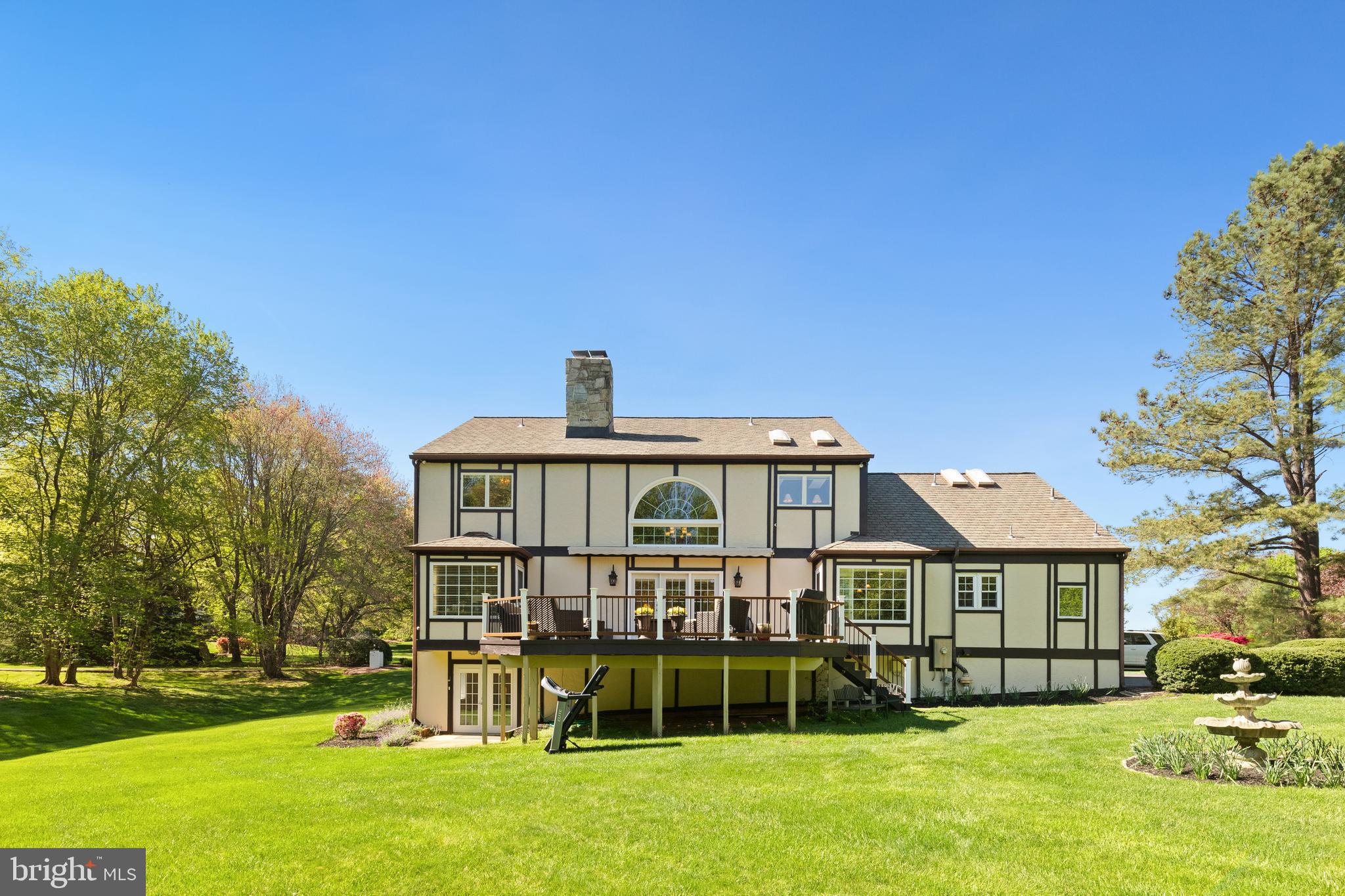 LAKE WINDERMERE - Residential