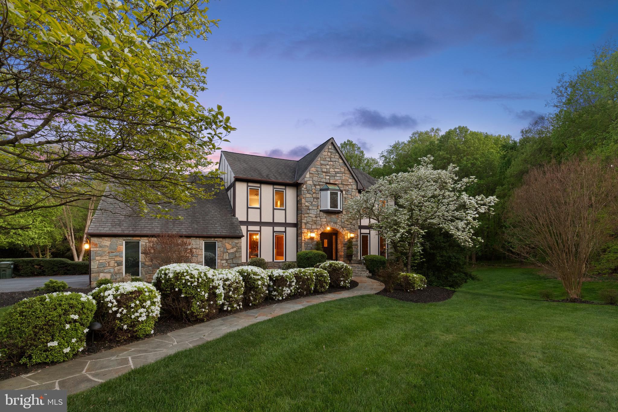 LAKE WINDERMERE - Residential