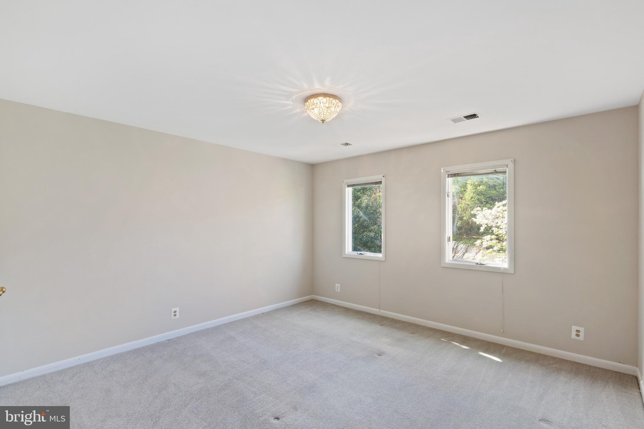 LAKE WINDERMERE - Residential