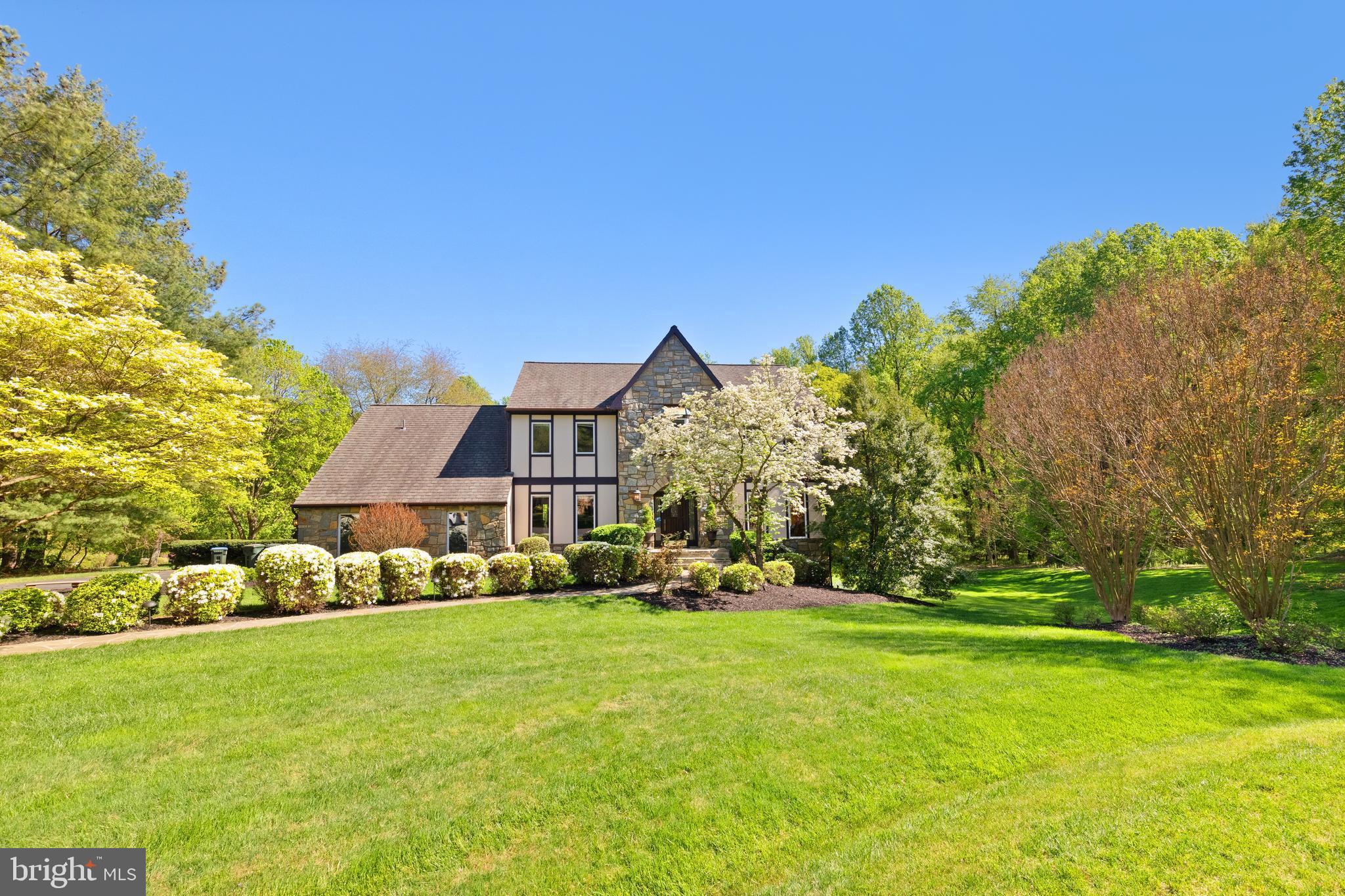 LAKE WINDERMERE - Residential