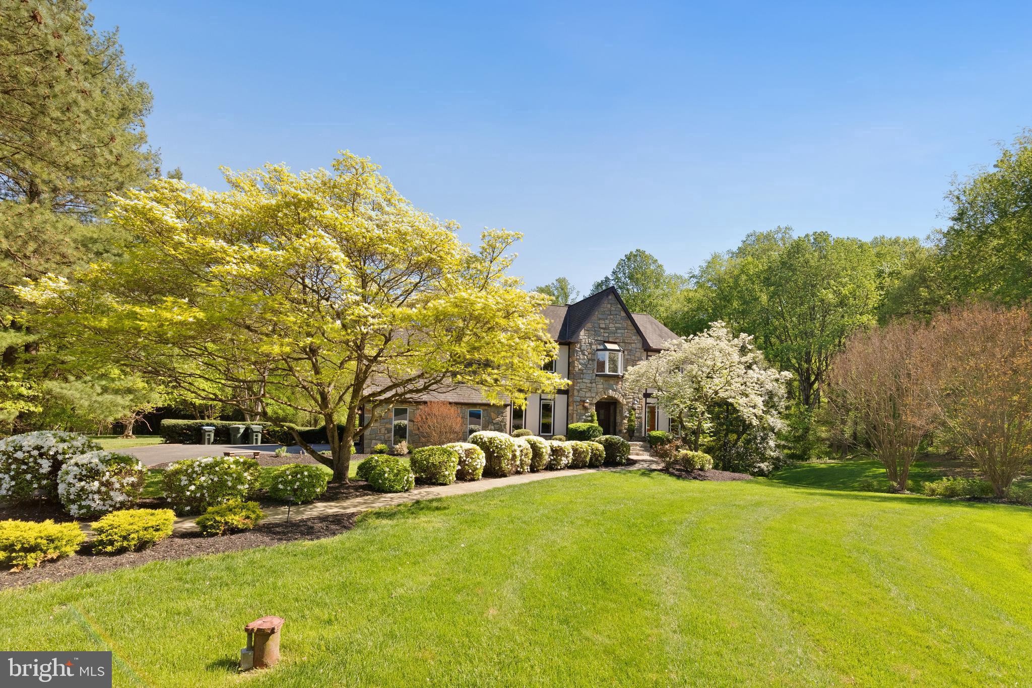 LAKE WINDERMERE - Residential