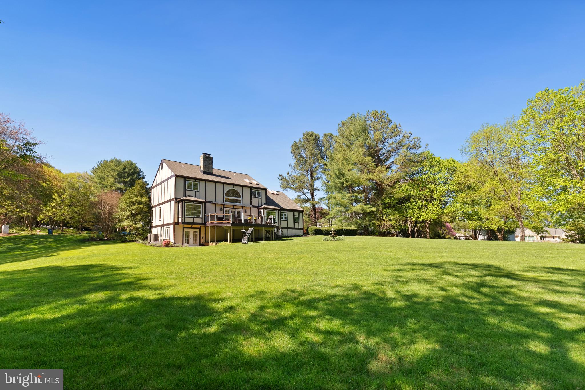 LAKE WINDERMERE - Residential