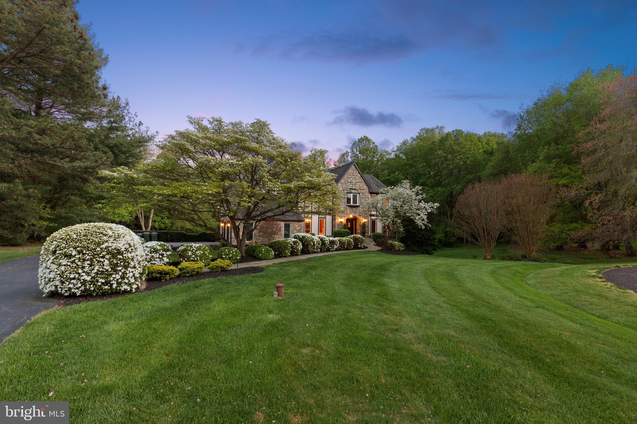 LAKE WINDERMERE - Residential