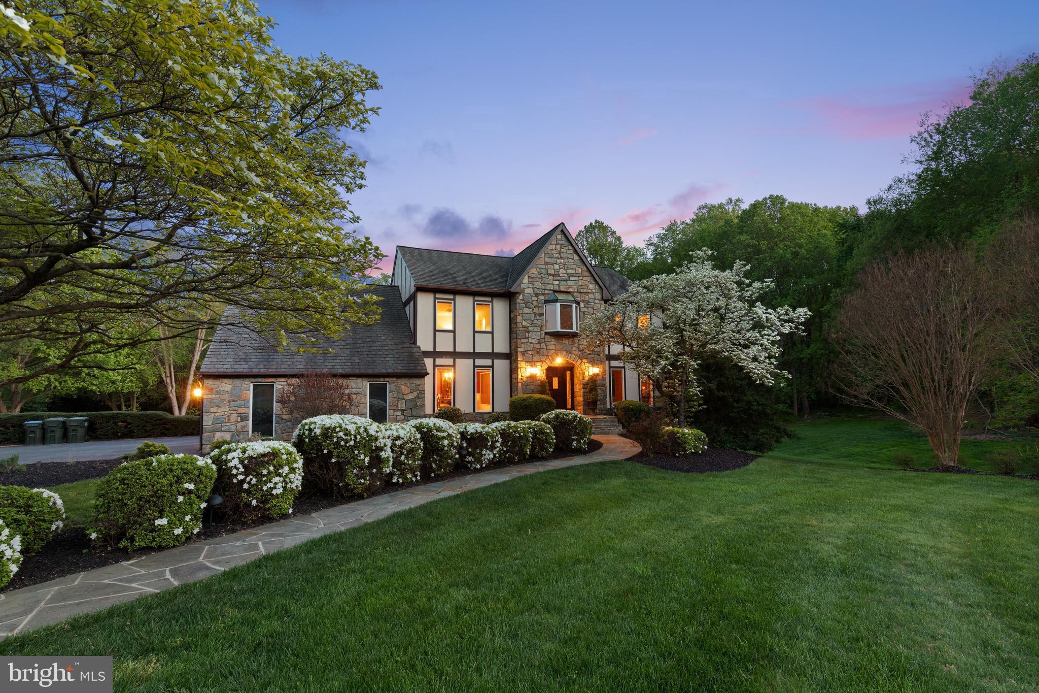 LAKE WINDERMERE - Residential