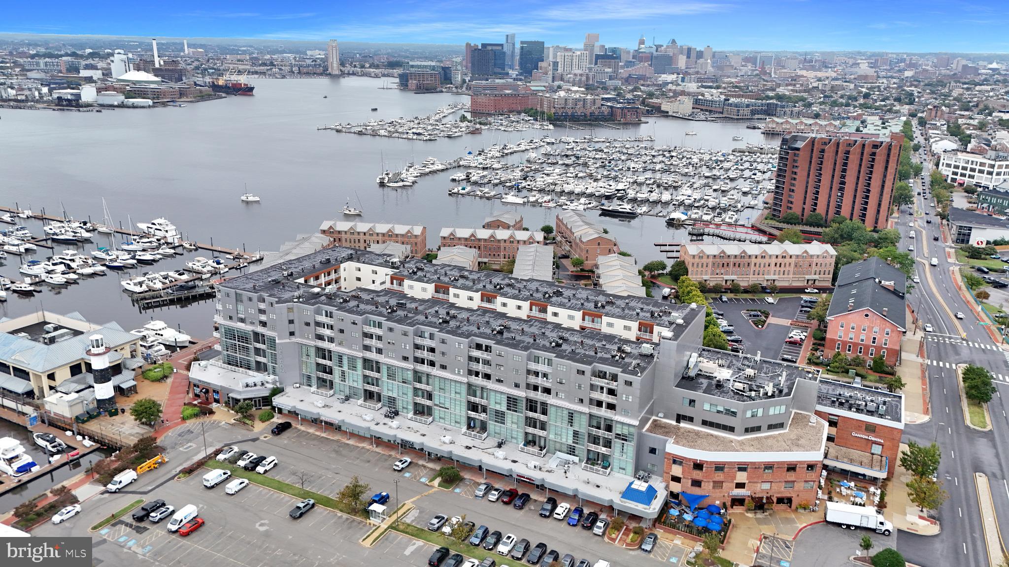 LIGHTHOUSE POINT EAST - Residential