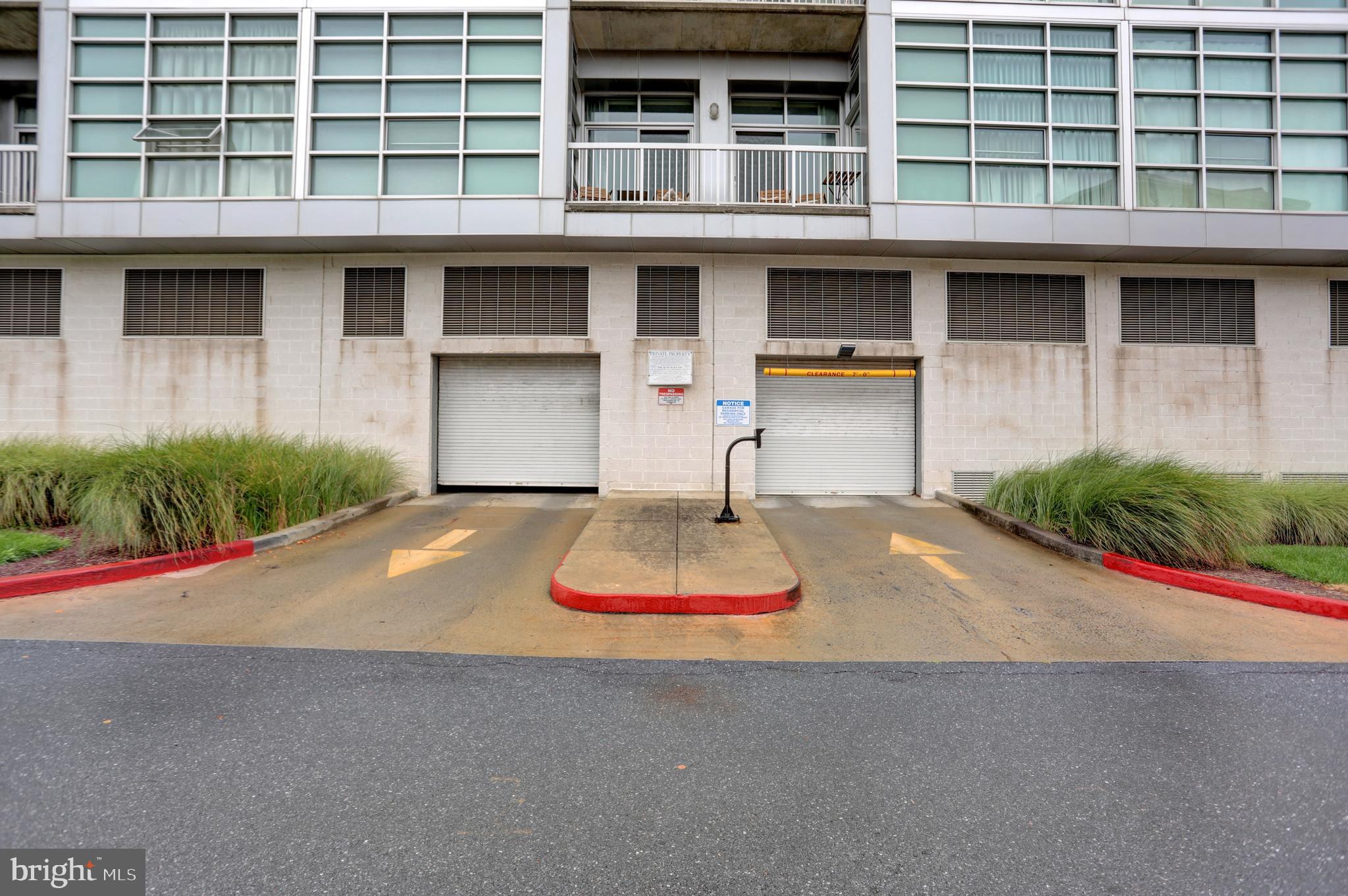 LIGHTHOUSE POINT EAST - Residential