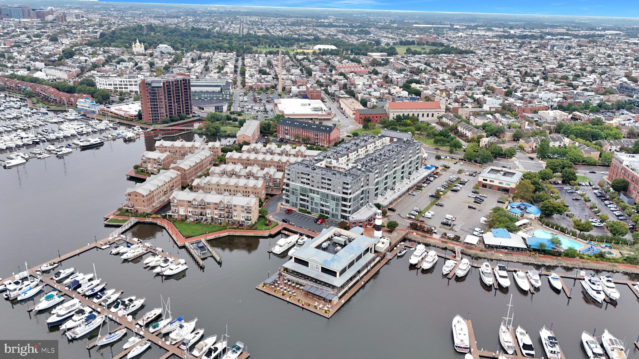 LIGHTHOUSE POINT EAST - Residential