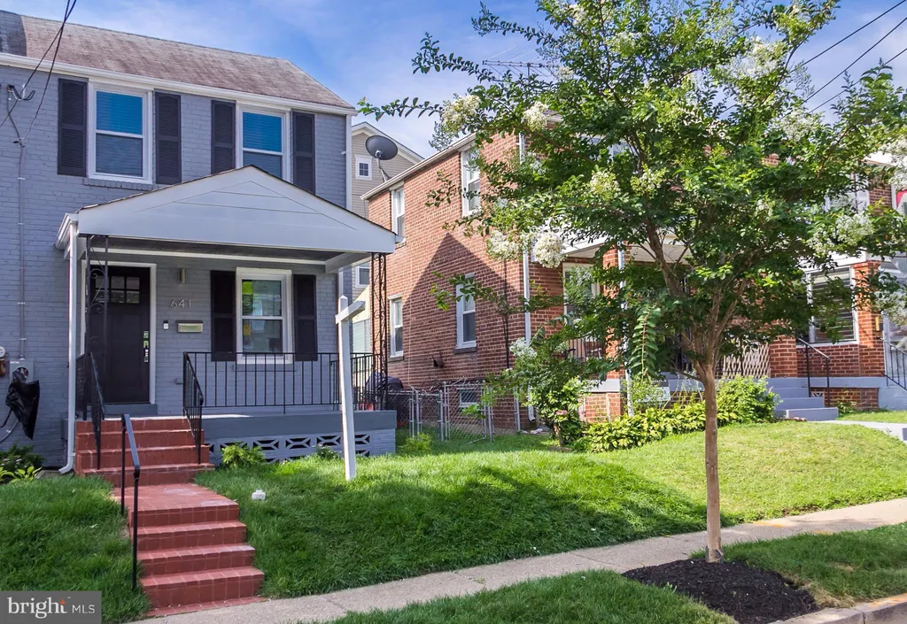 641 Emerson Street NE, Washington, DC 20017