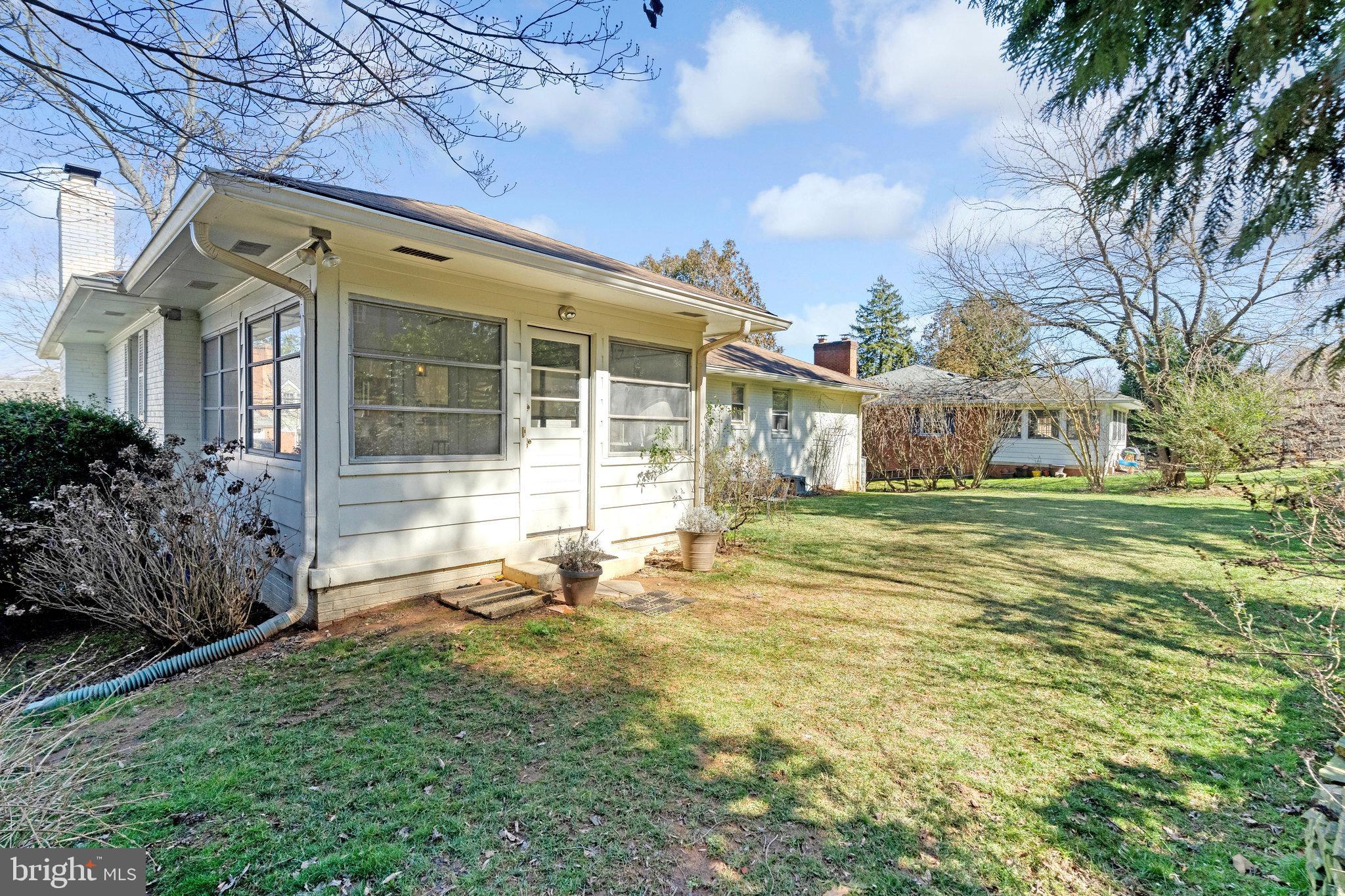 POTOMAC HILLS - Residential