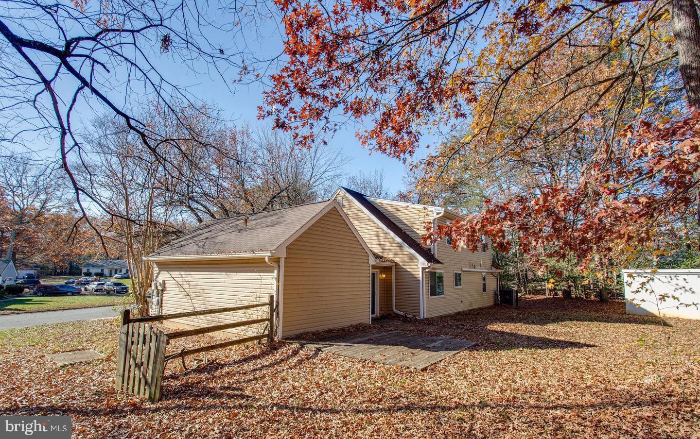 3053 BERKSHIRE COURT