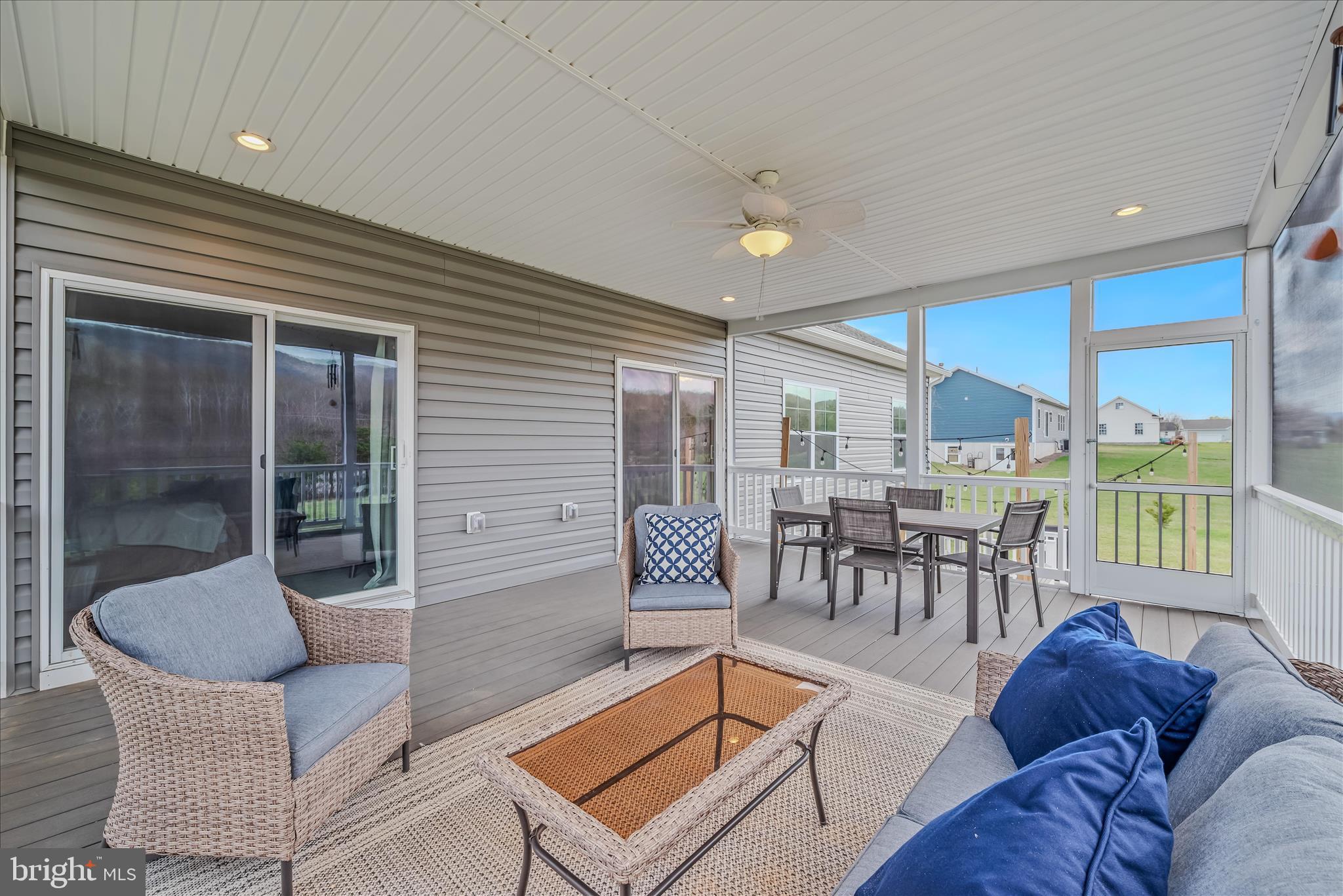 POINT VIEW ESTATES - Residential