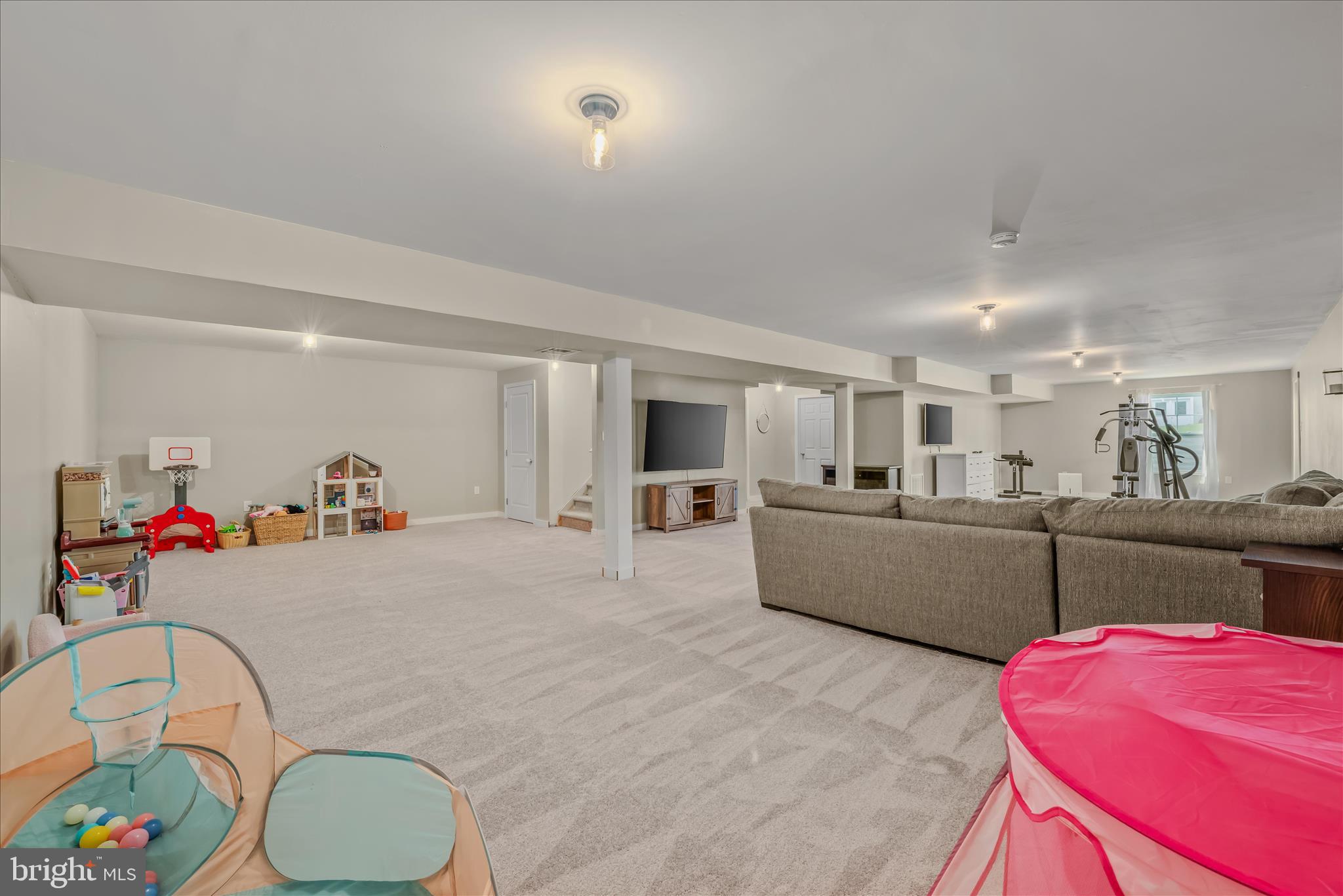 POINT VIEW ESTATES - Residential