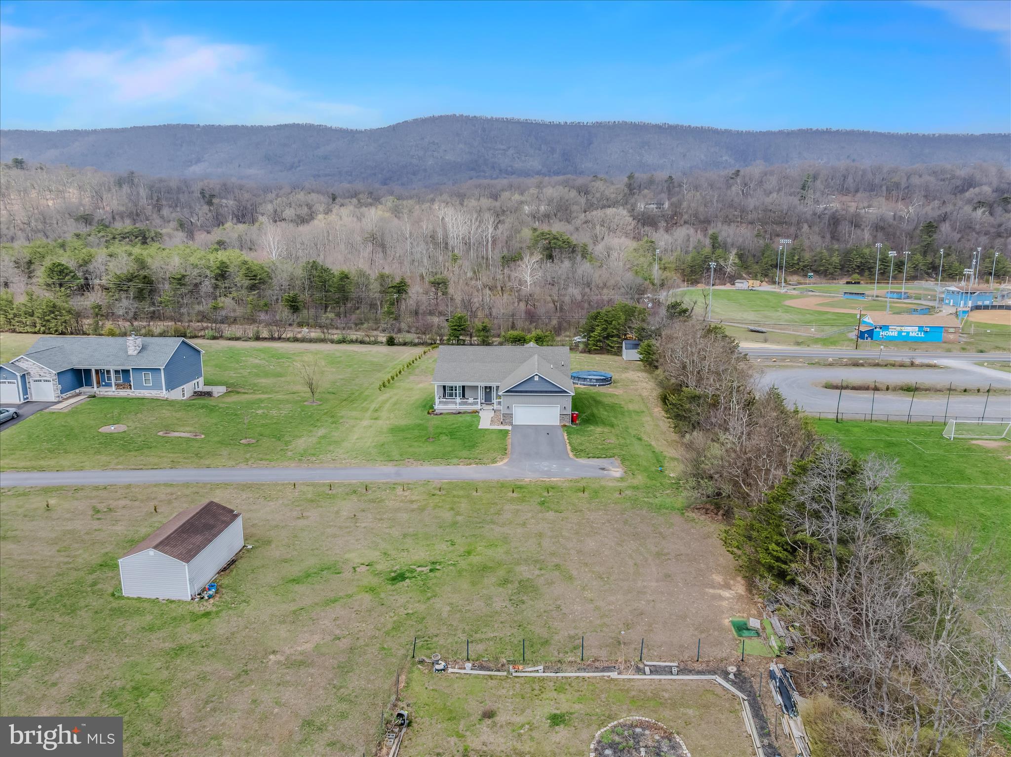 POINT VIEW ESTATES - Residential