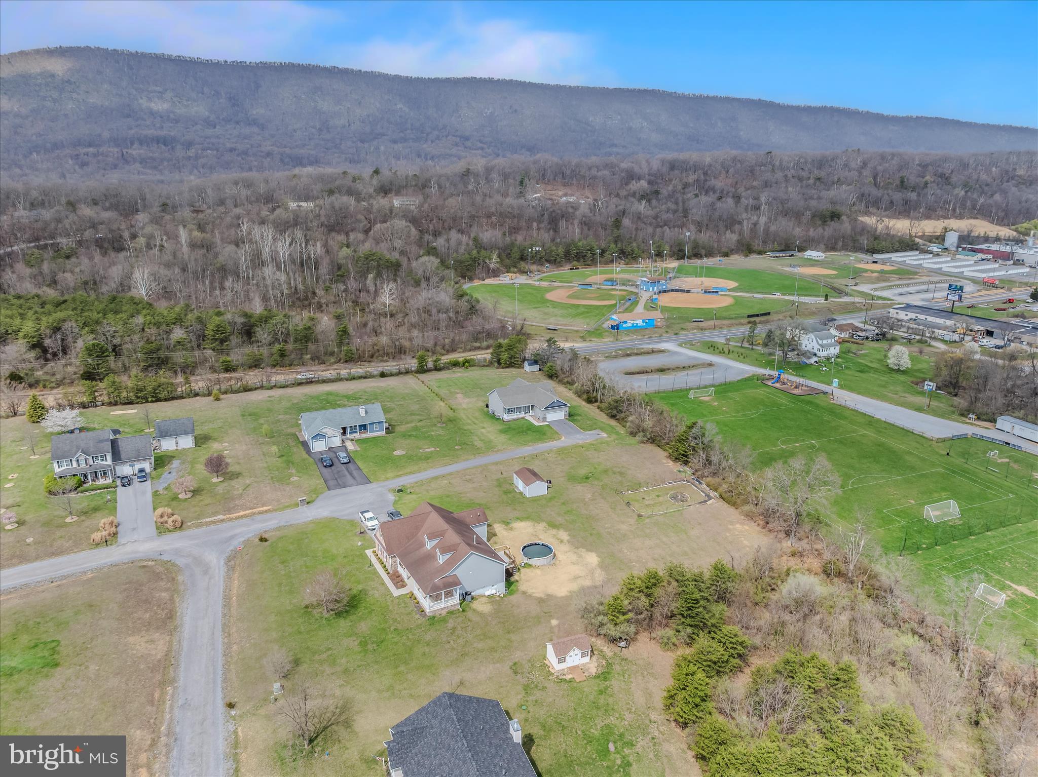 POINT VIEW ESTATES - Residential