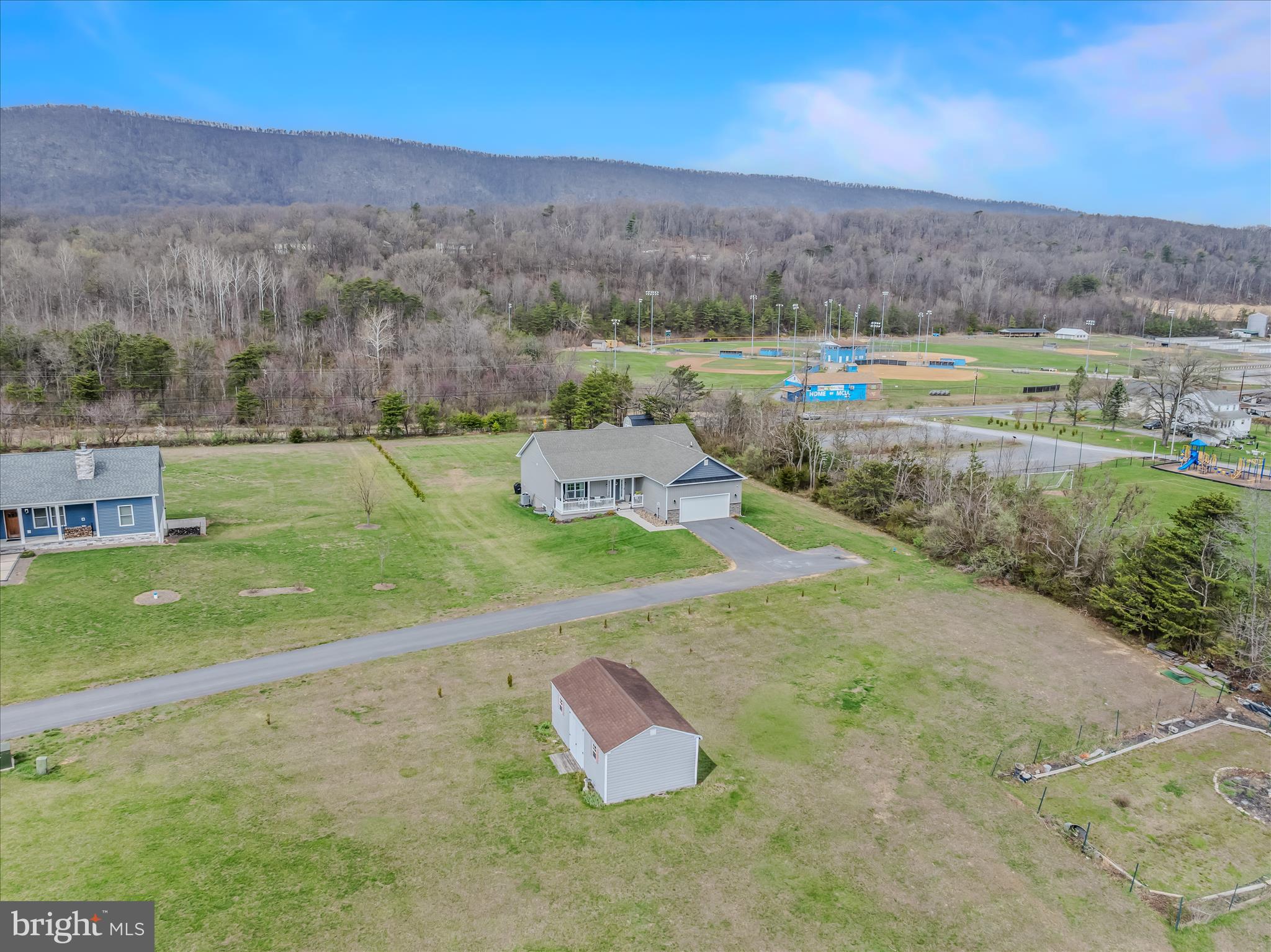 POINT VIEW ESTATES - Residential