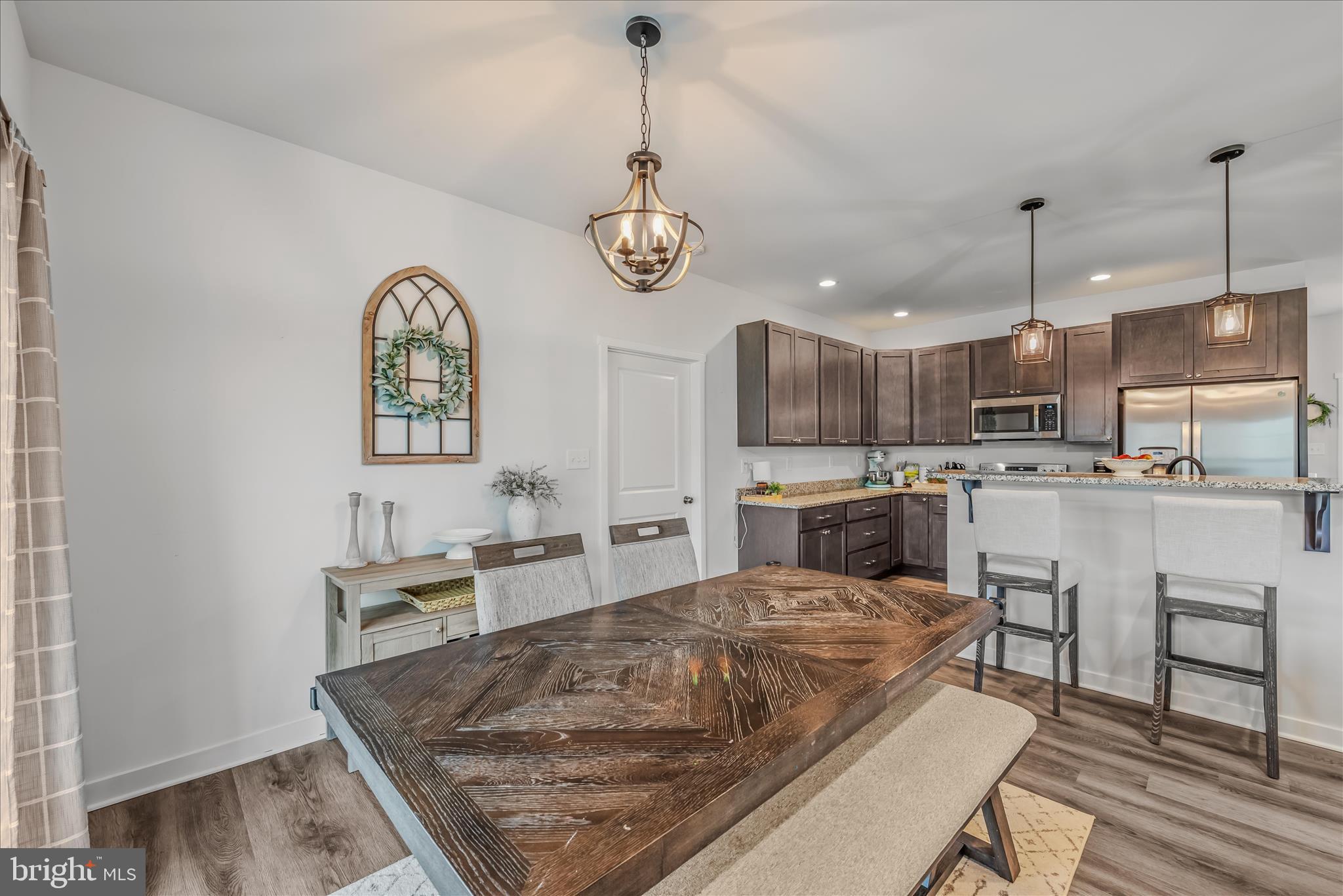 POINT VIEW ESTATES - Residential