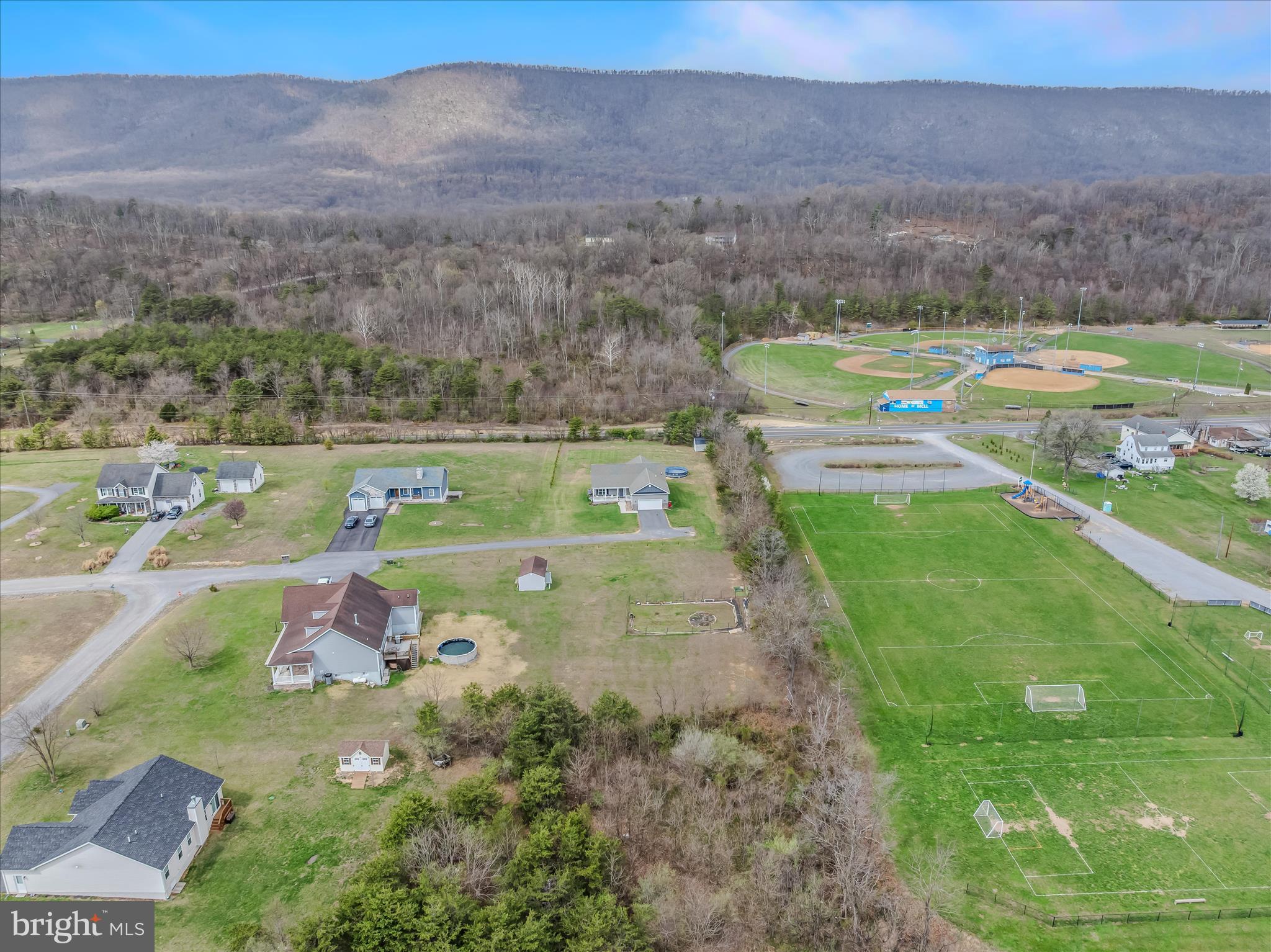 POINT VIEW ESTATES - Residential