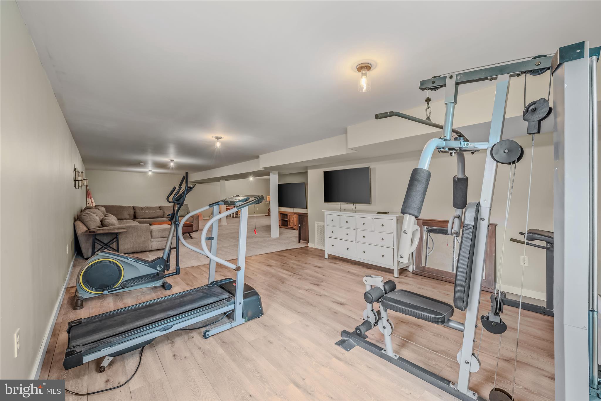 POINT VIEW ESTATES - Residential