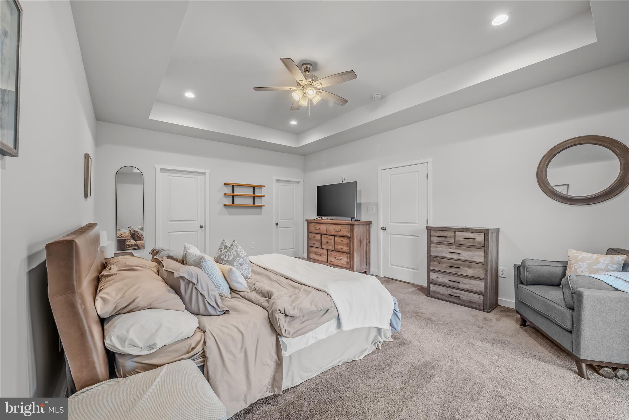 POINT VIEW ESTATES - Residential