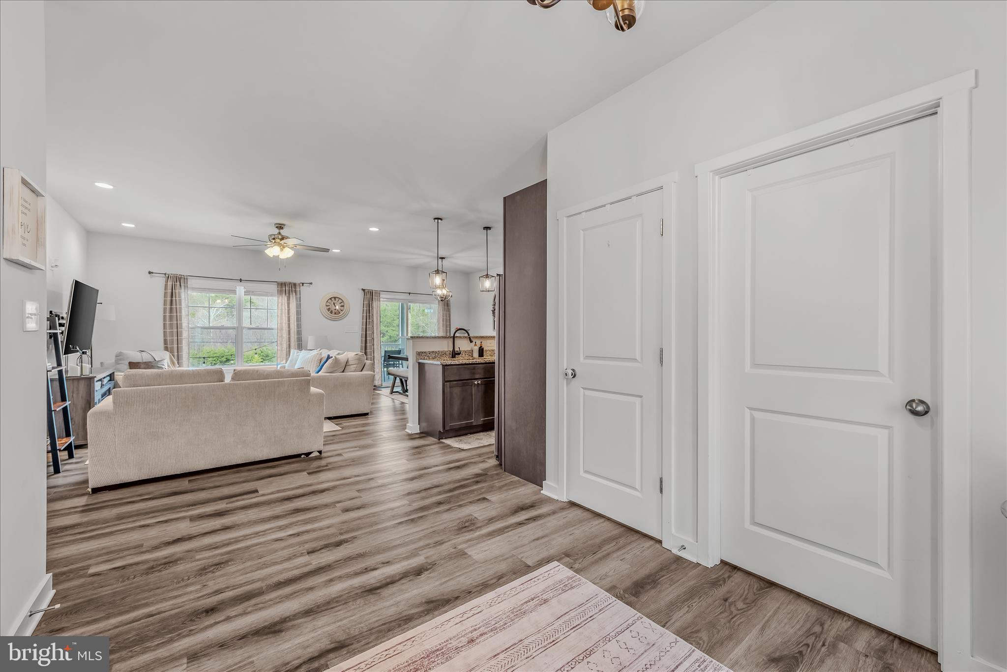 POINT VIEW ESTATES - Residential