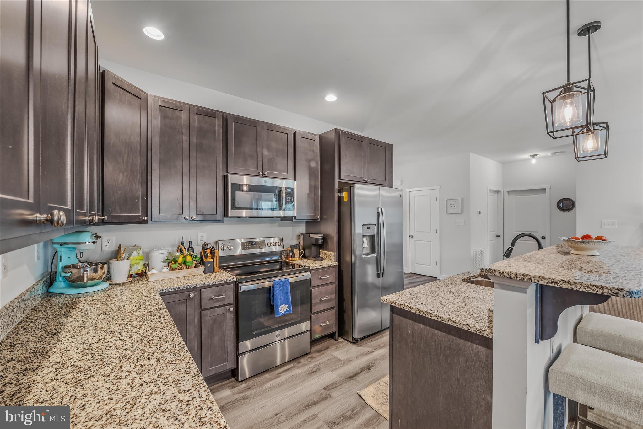 POINT VIEW ESTATES - Residential