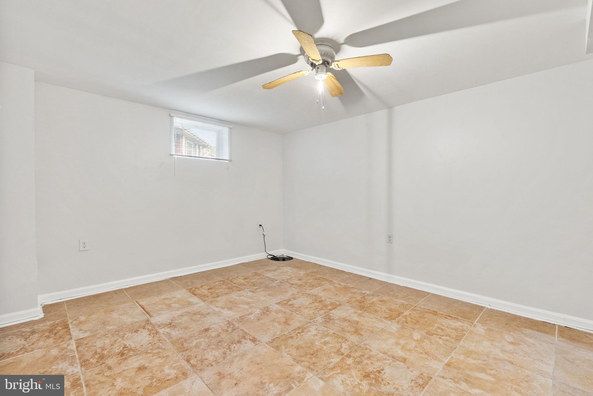 KAY PARK - Residential Lease