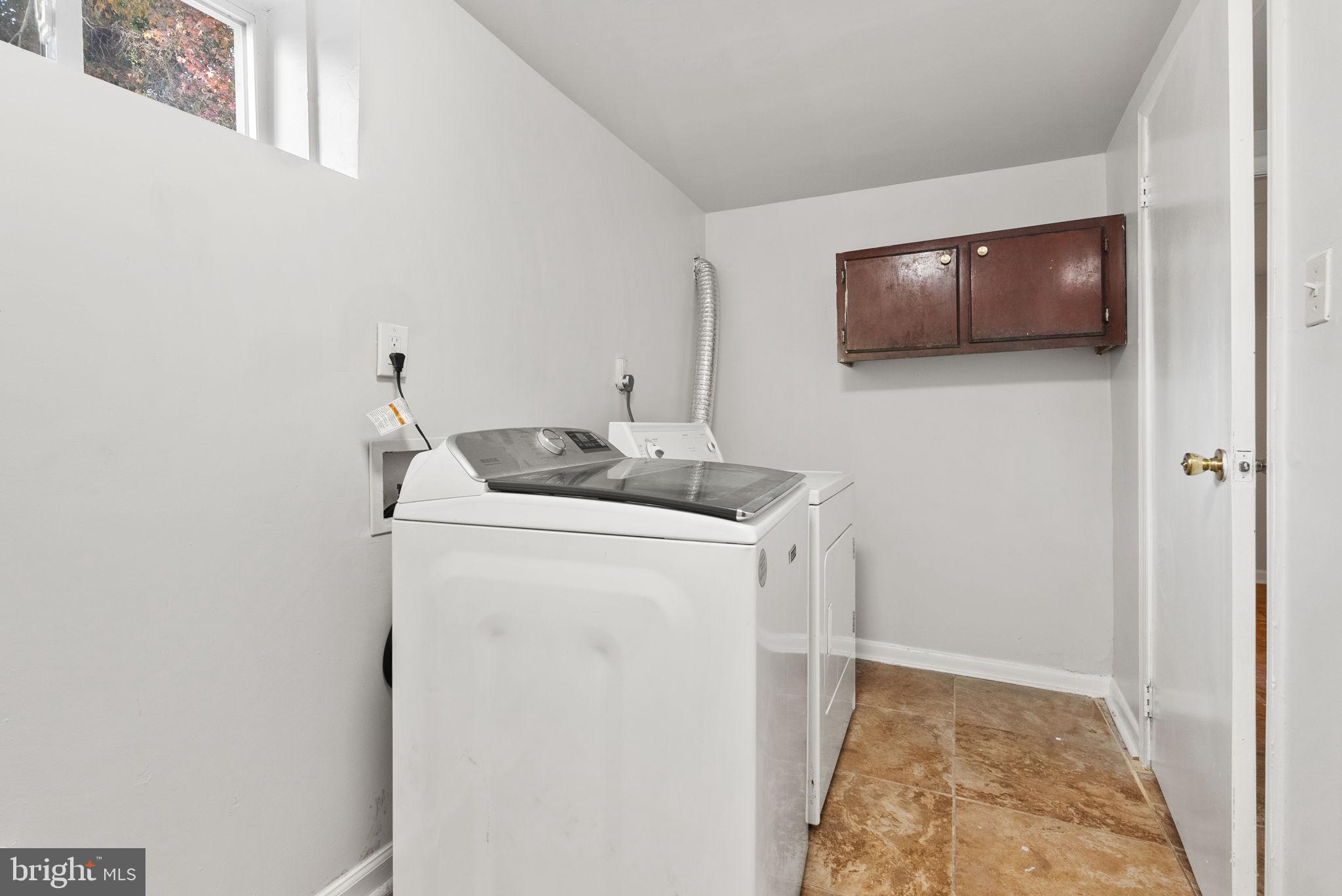 KAY PARK - Residential Lease