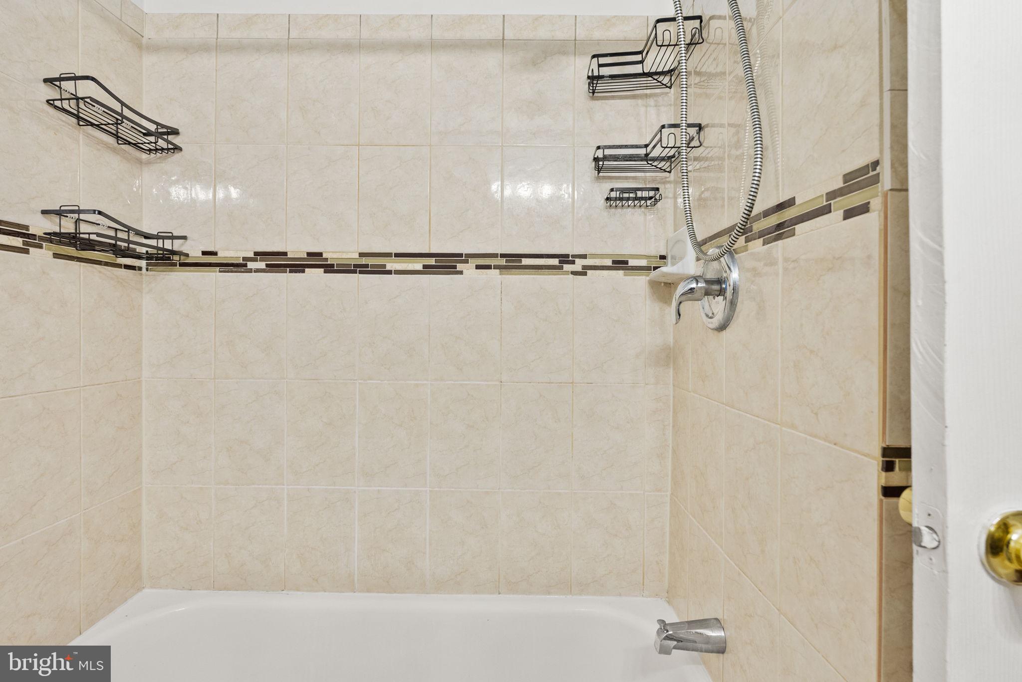 KAY PARK - Residential Lease