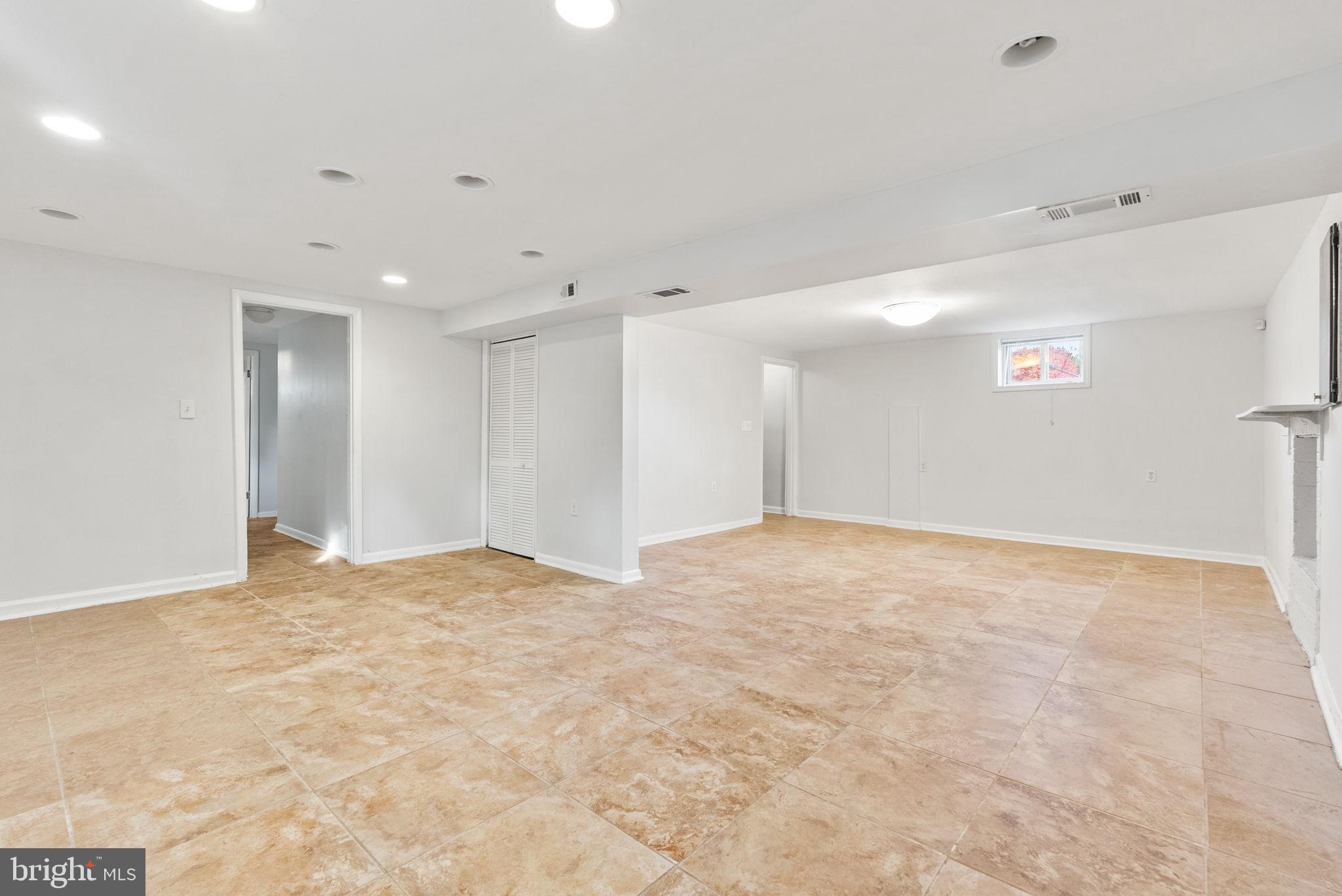 KAY PARK - Residential Lease