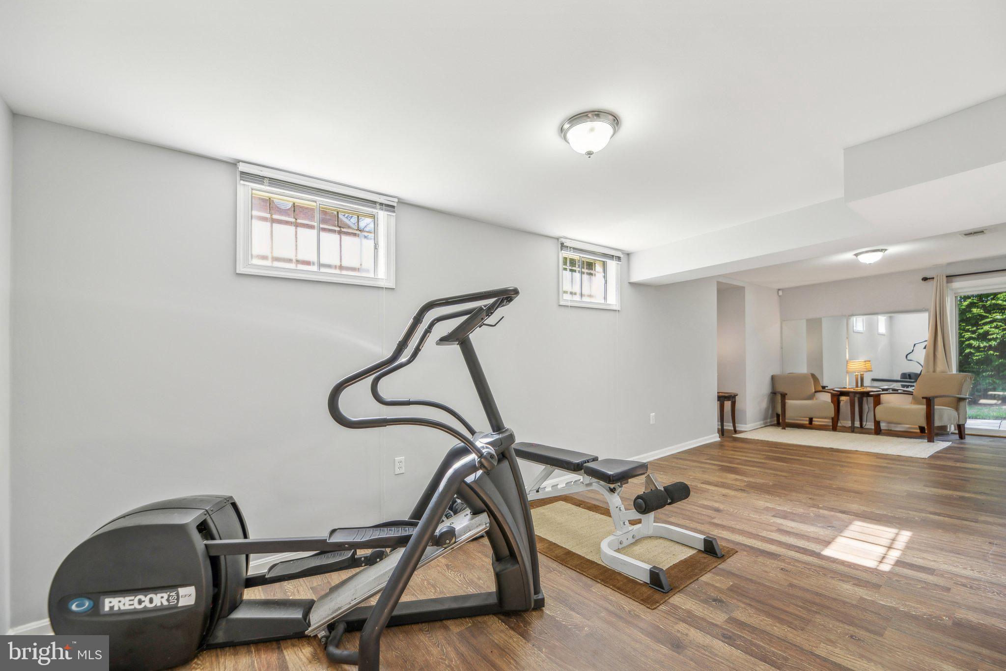 PROSPERITY HEIGHTS - Residential