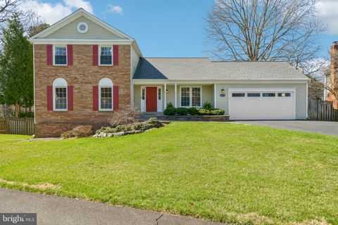 8455 BROKEN ARROW COURT ANNANDALE VA 22003