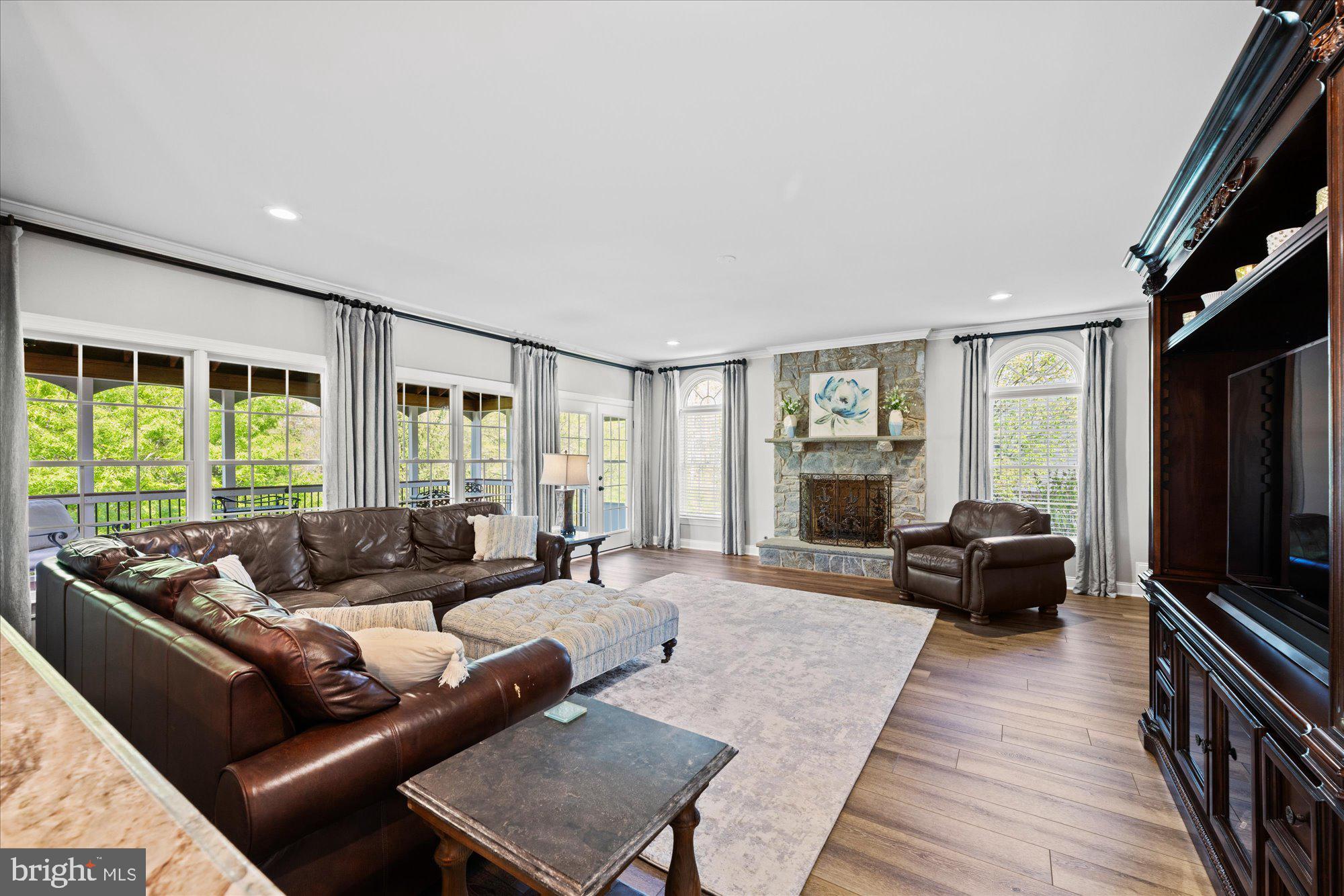 BELMONT COUNTRY CLUB - Residential