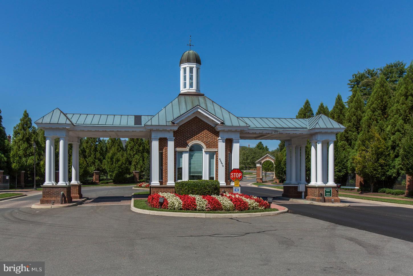 BELMONT COUNTRY CLUB - Residential