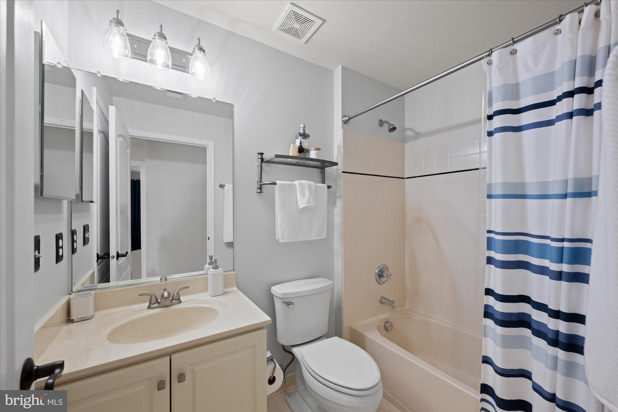 BELMONT COUNTRY CLUB - Residential