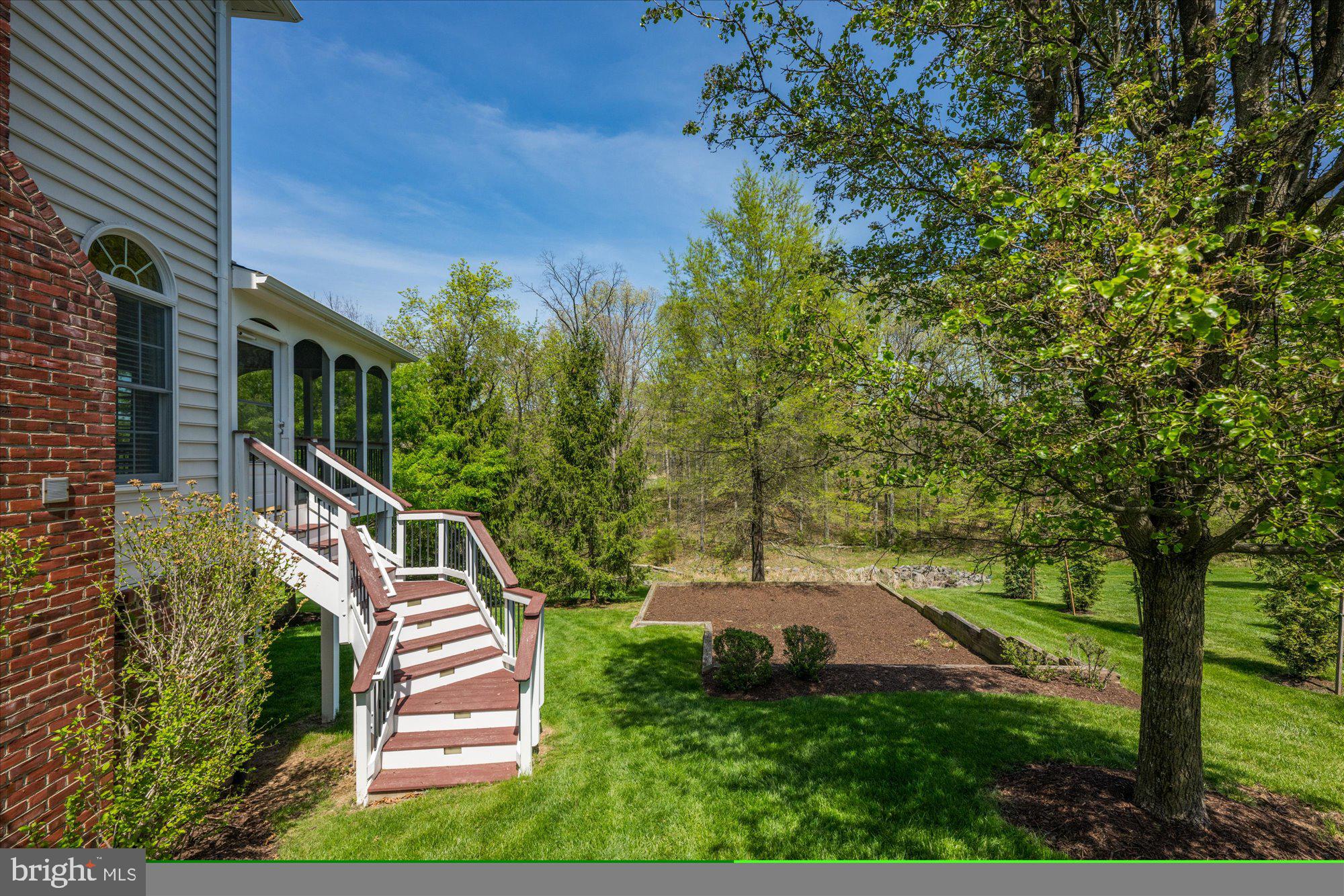 BELMONT COUNTRY CLUB - Residential