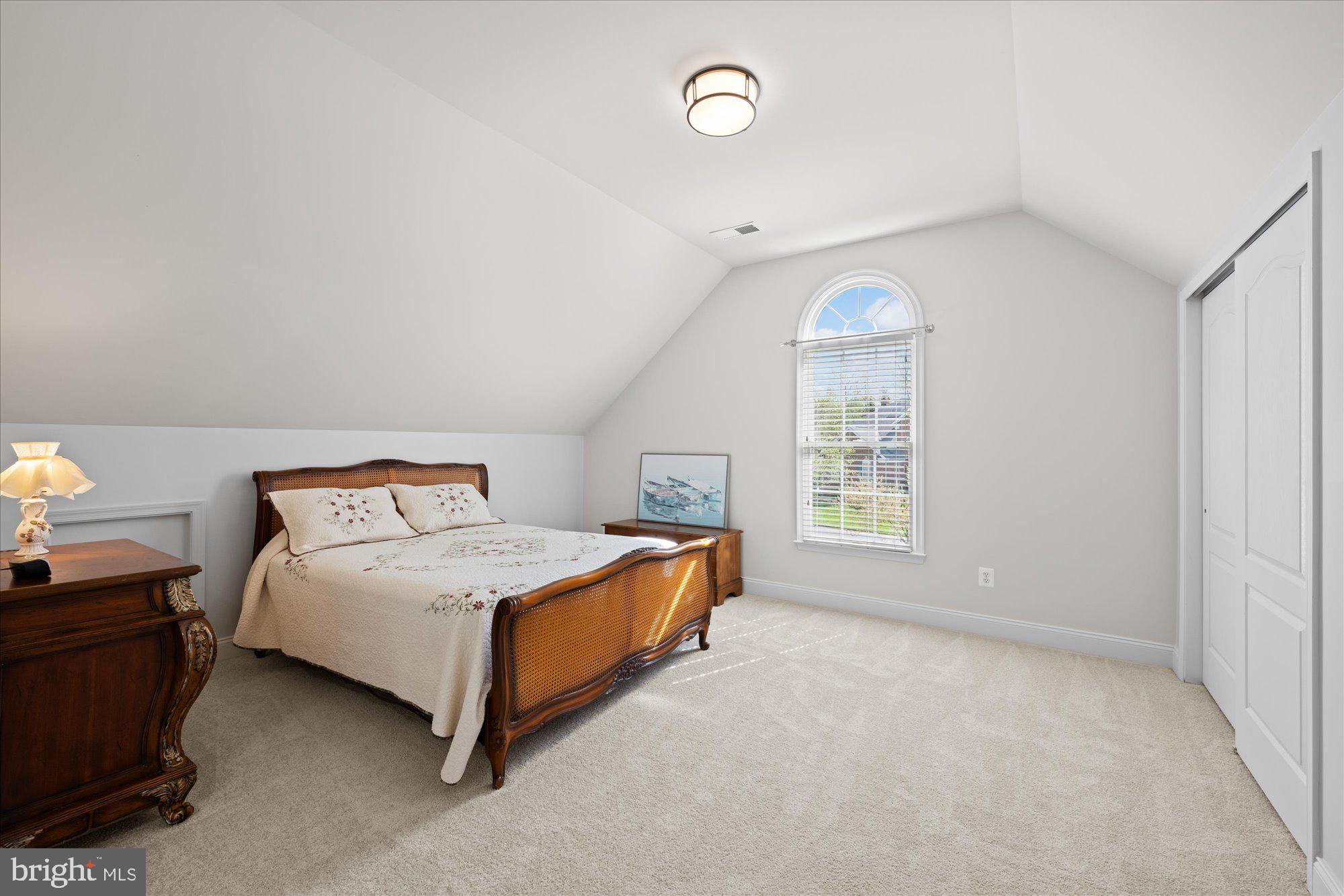 BELMONT COUNTRY CLUB - Residential