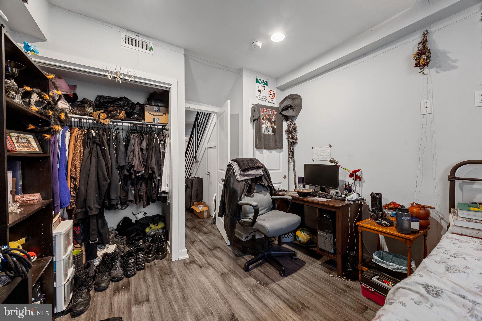 TEMPLE UNIVERSITY - Residential Lease