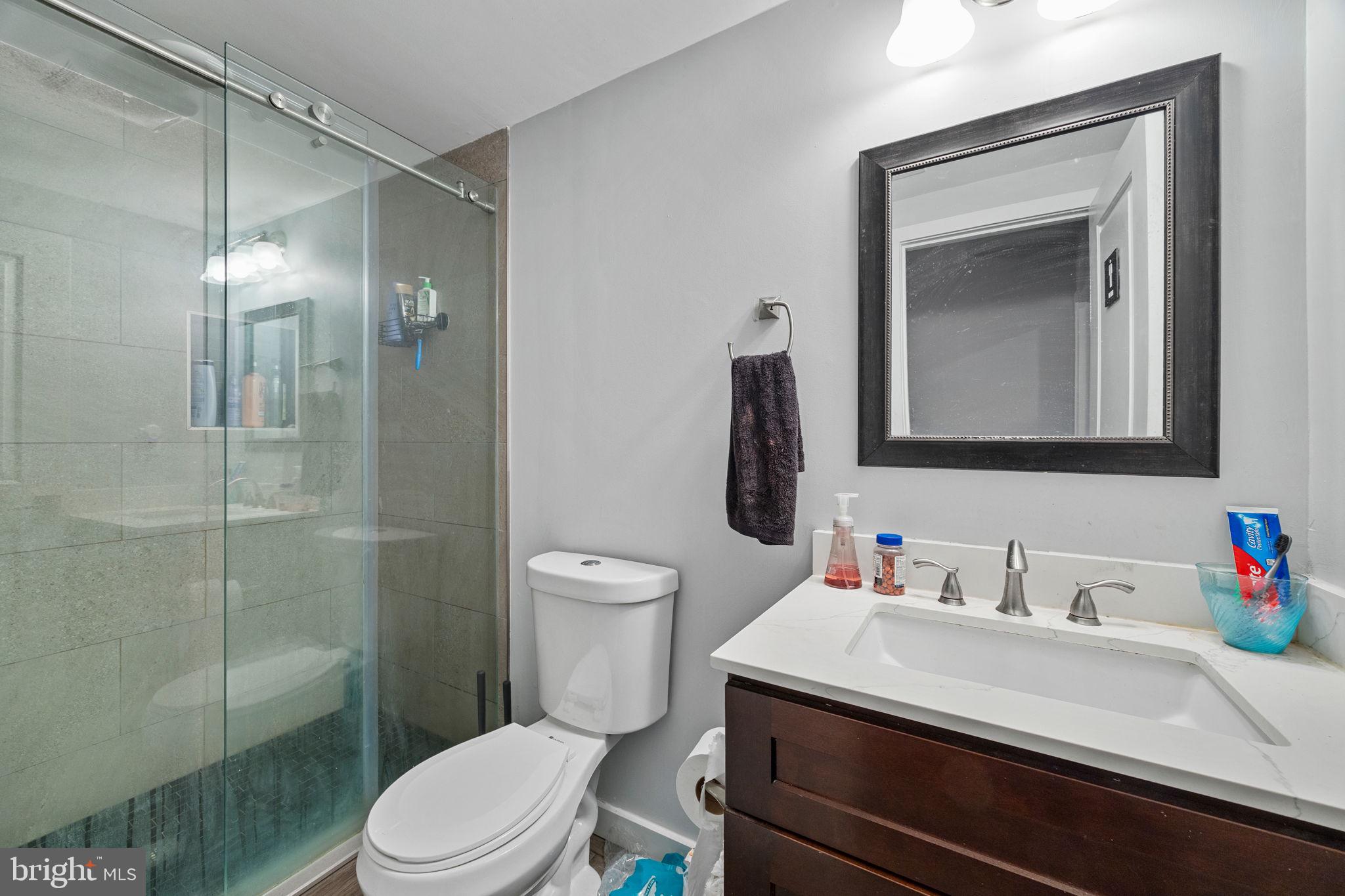 TEMPLE UNIVERSITY - Residential Lease